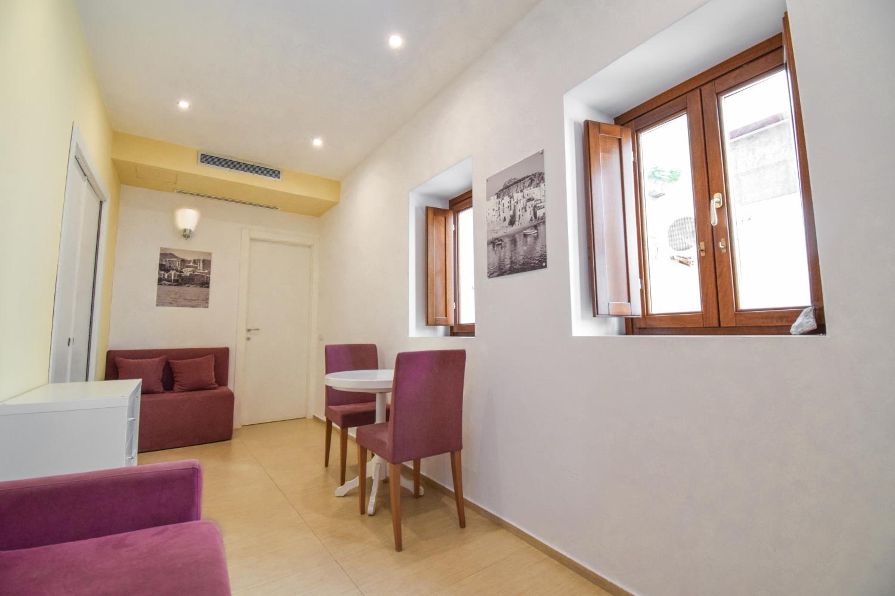 One-Bedroom Apartment (3 Adults) photo 3