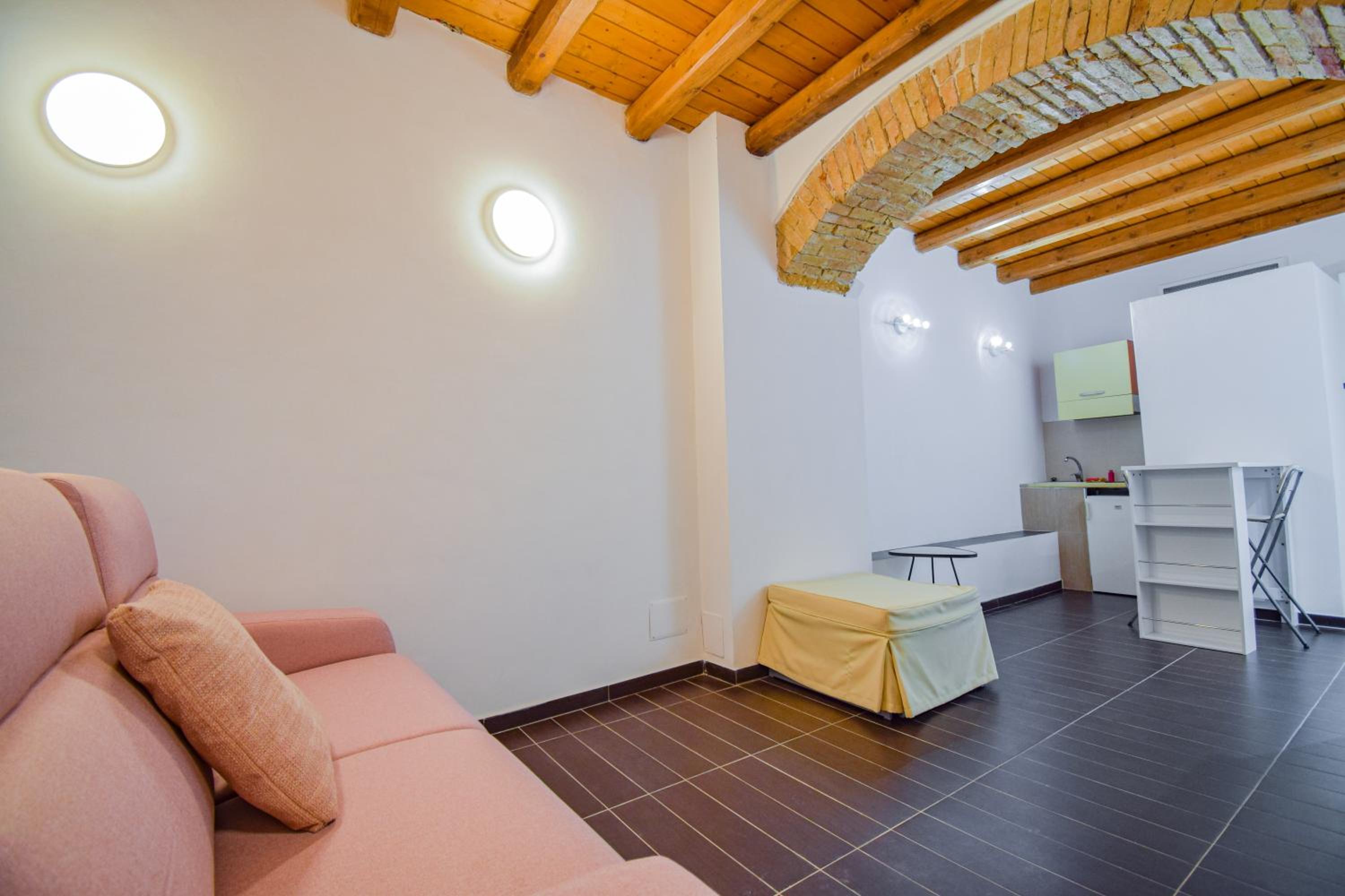 Loft - Photo 1