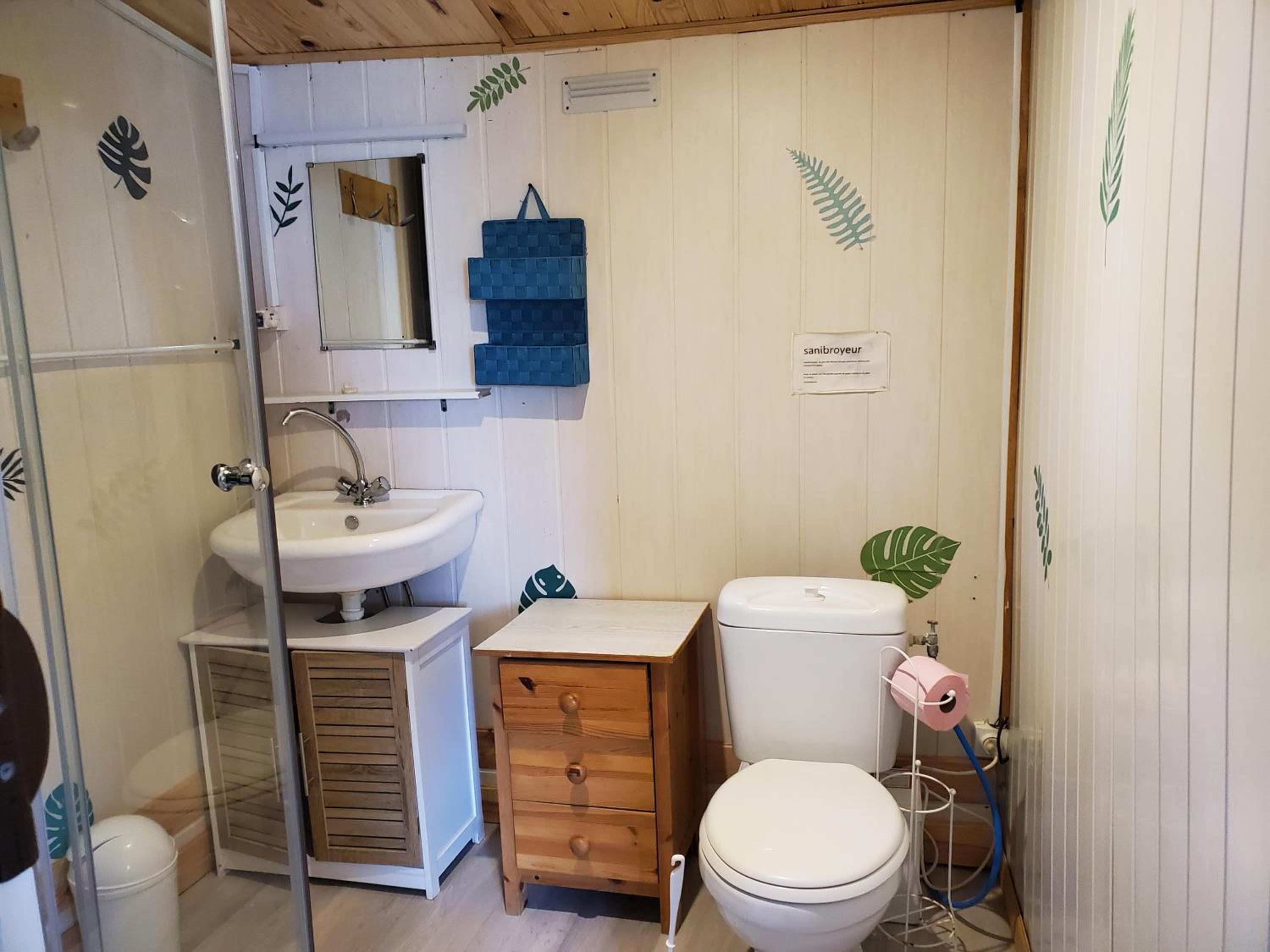 One-Bedroom Chalet - Photo 18