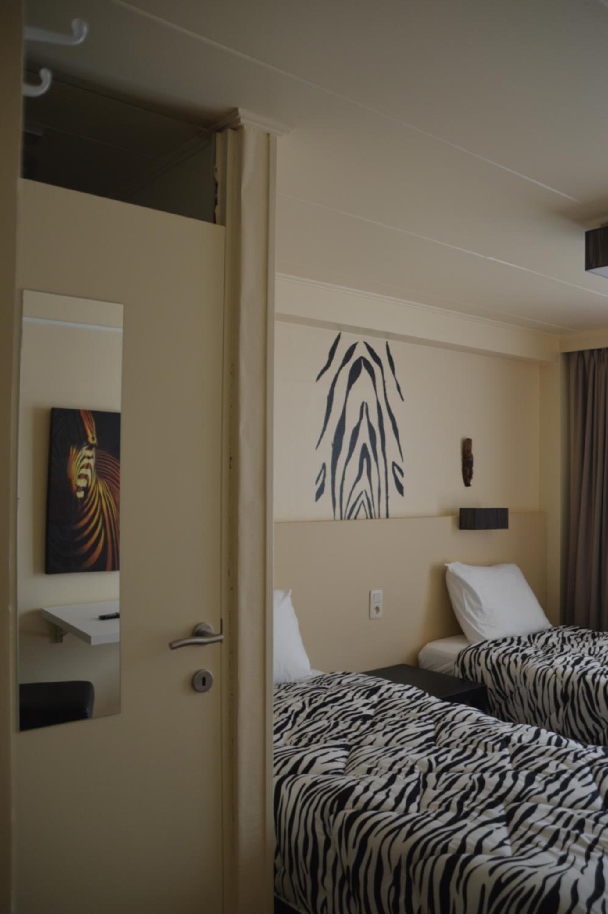 Standard Twin Room with Garden View photo 1