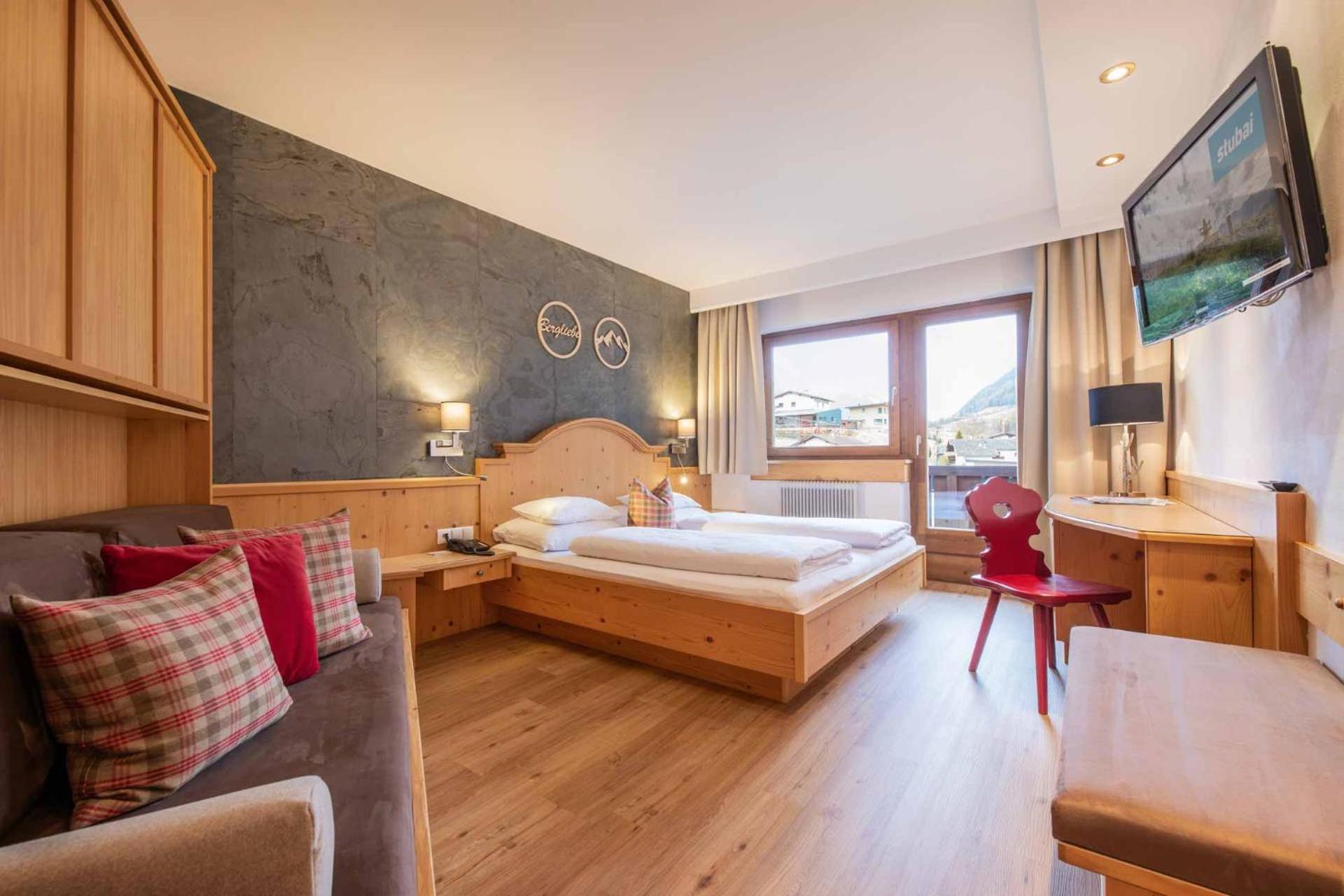 Large Double Room photo 3