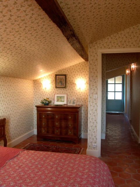 Family Room photo 3
