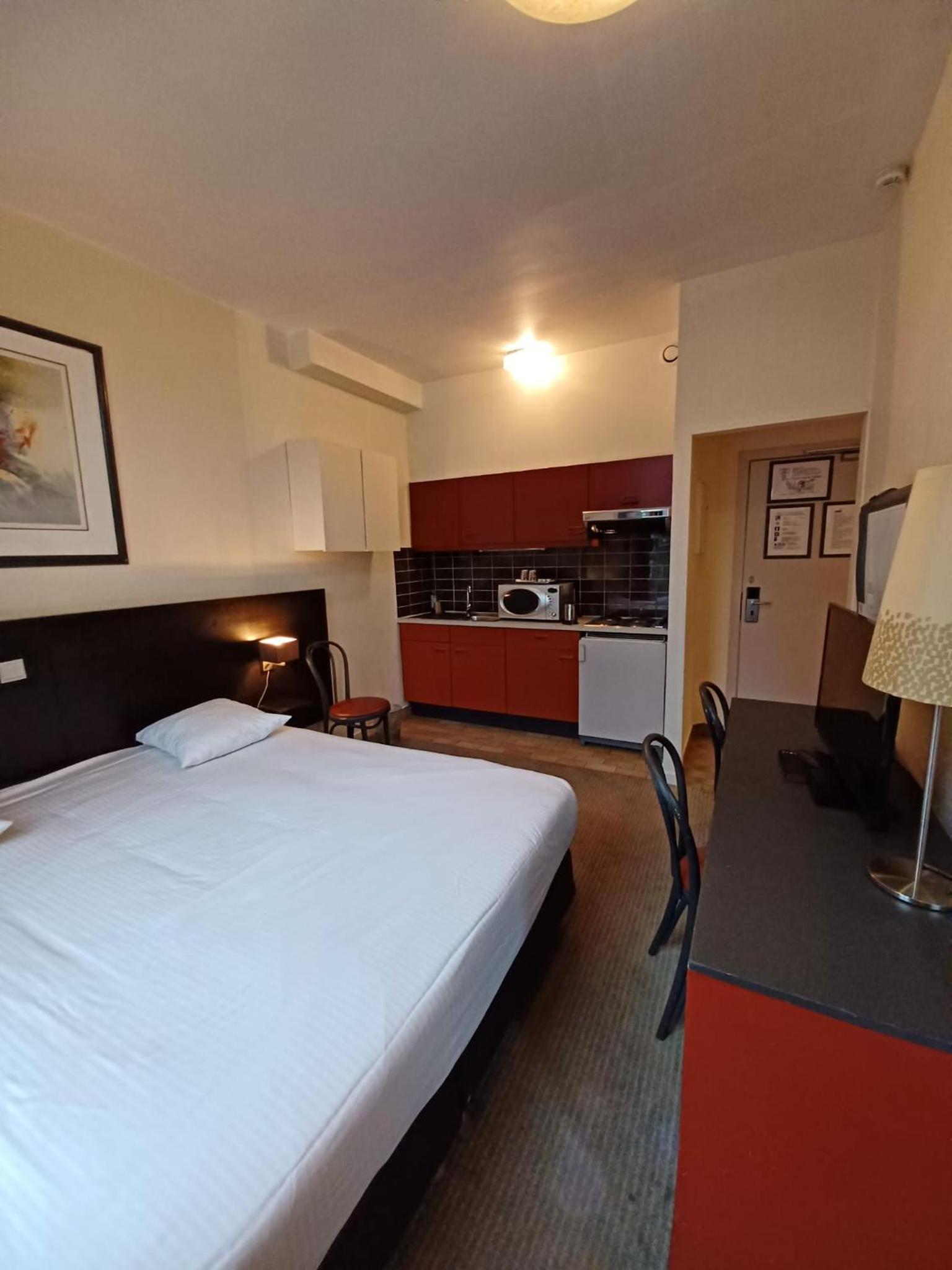Triple Room with Terrace - Photo 2
