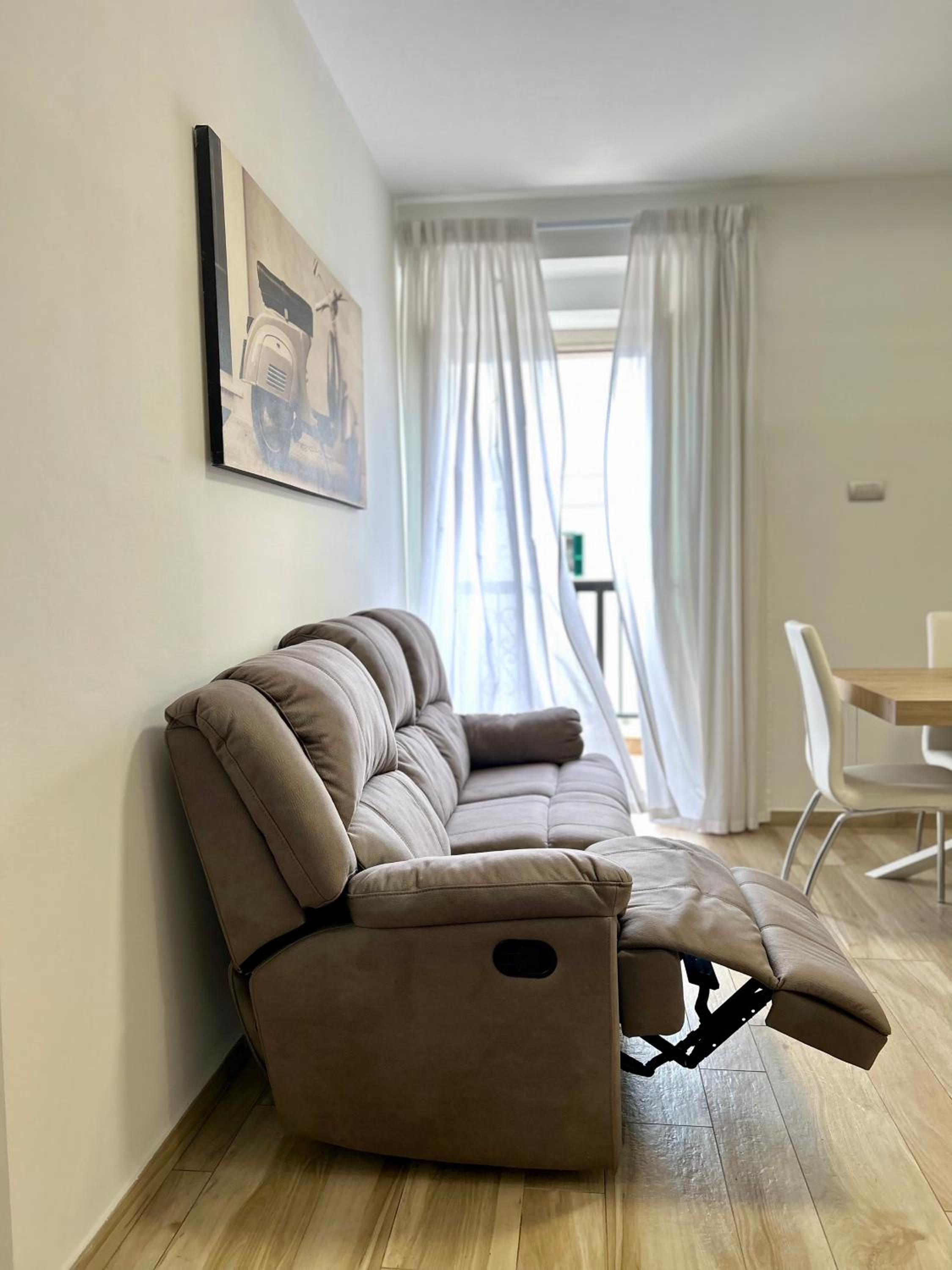 Three-Bedroom Apartment photo 1
