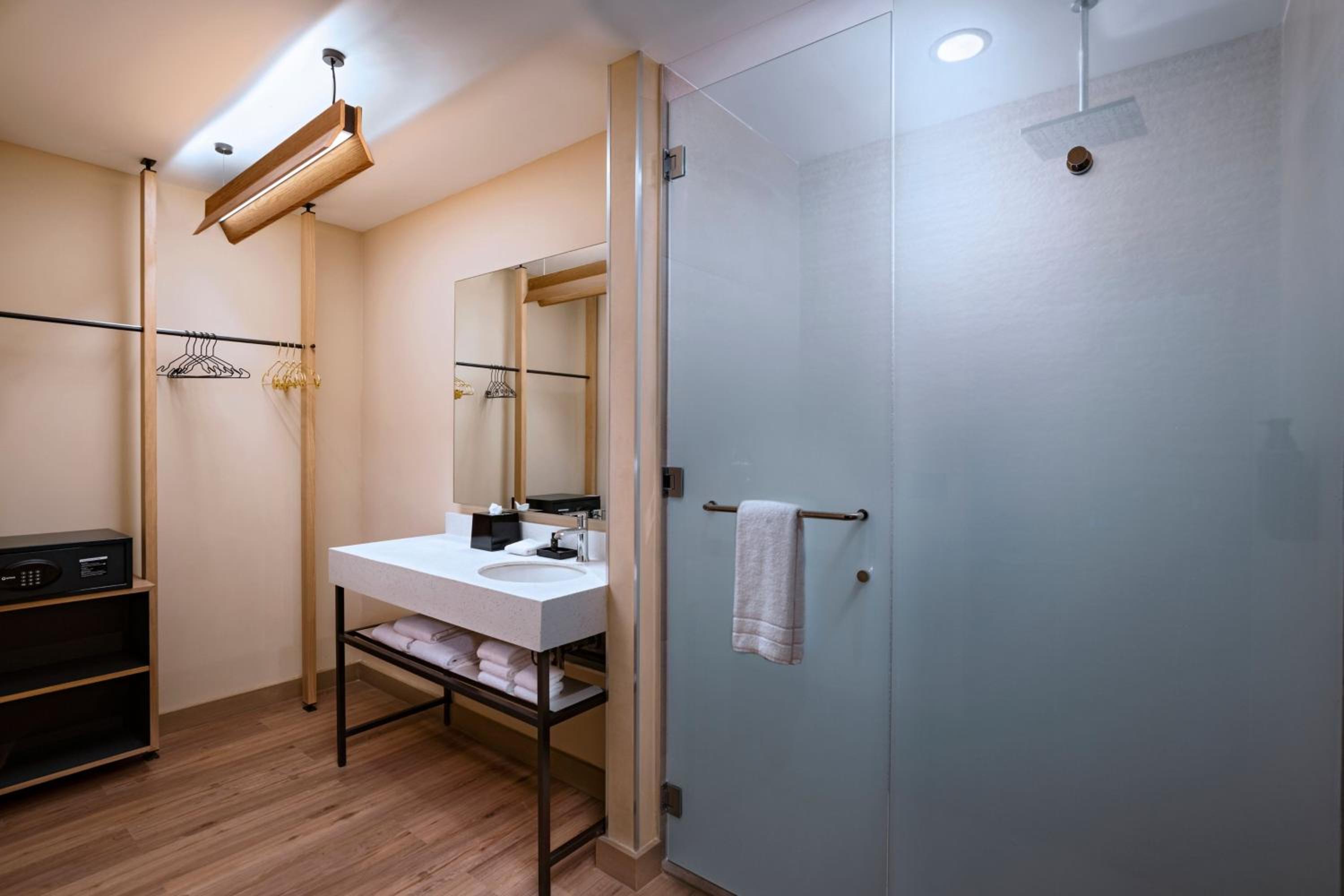 Savvy Suite, 2 Queen - Photo 3
