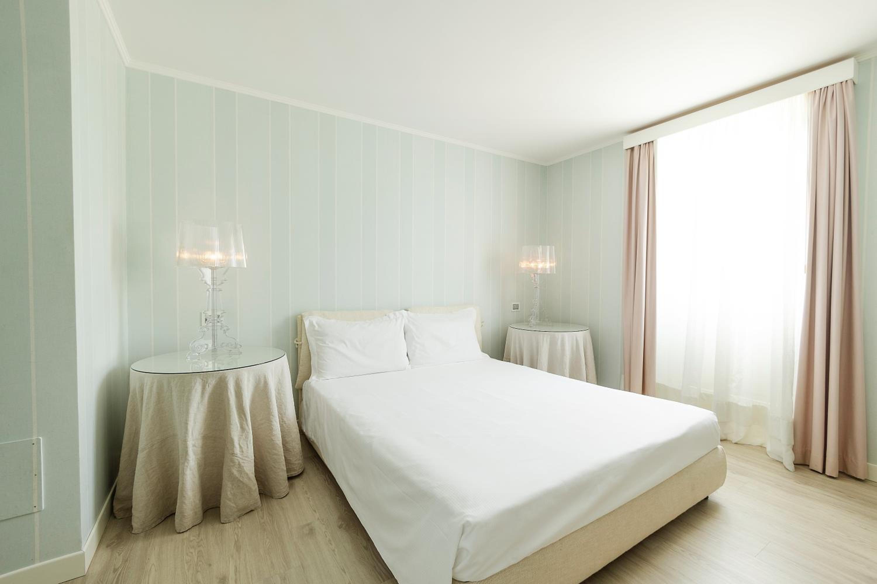 Superior Double Room - Photo 1
