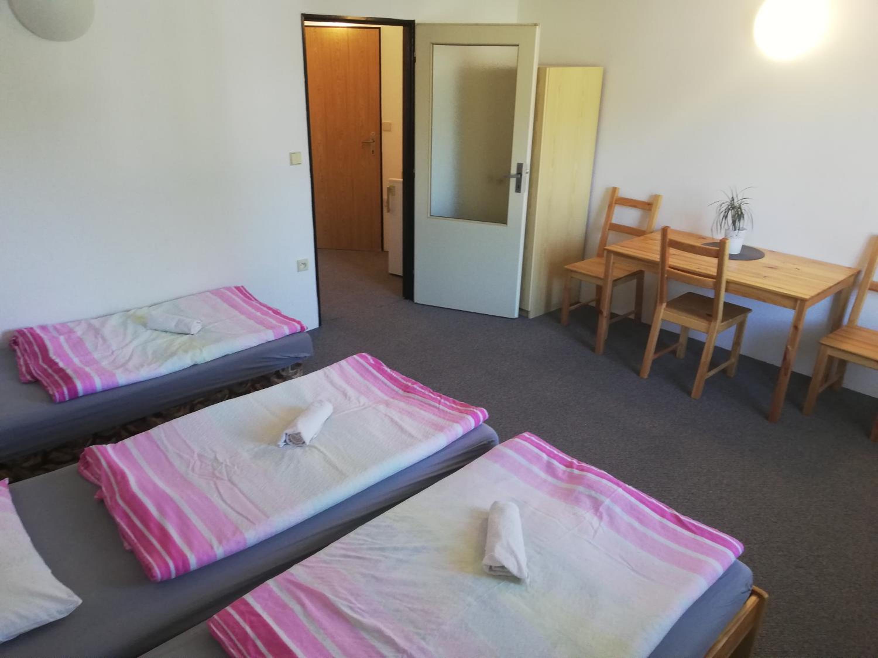 Triple Room with Private Bathroom photo 3