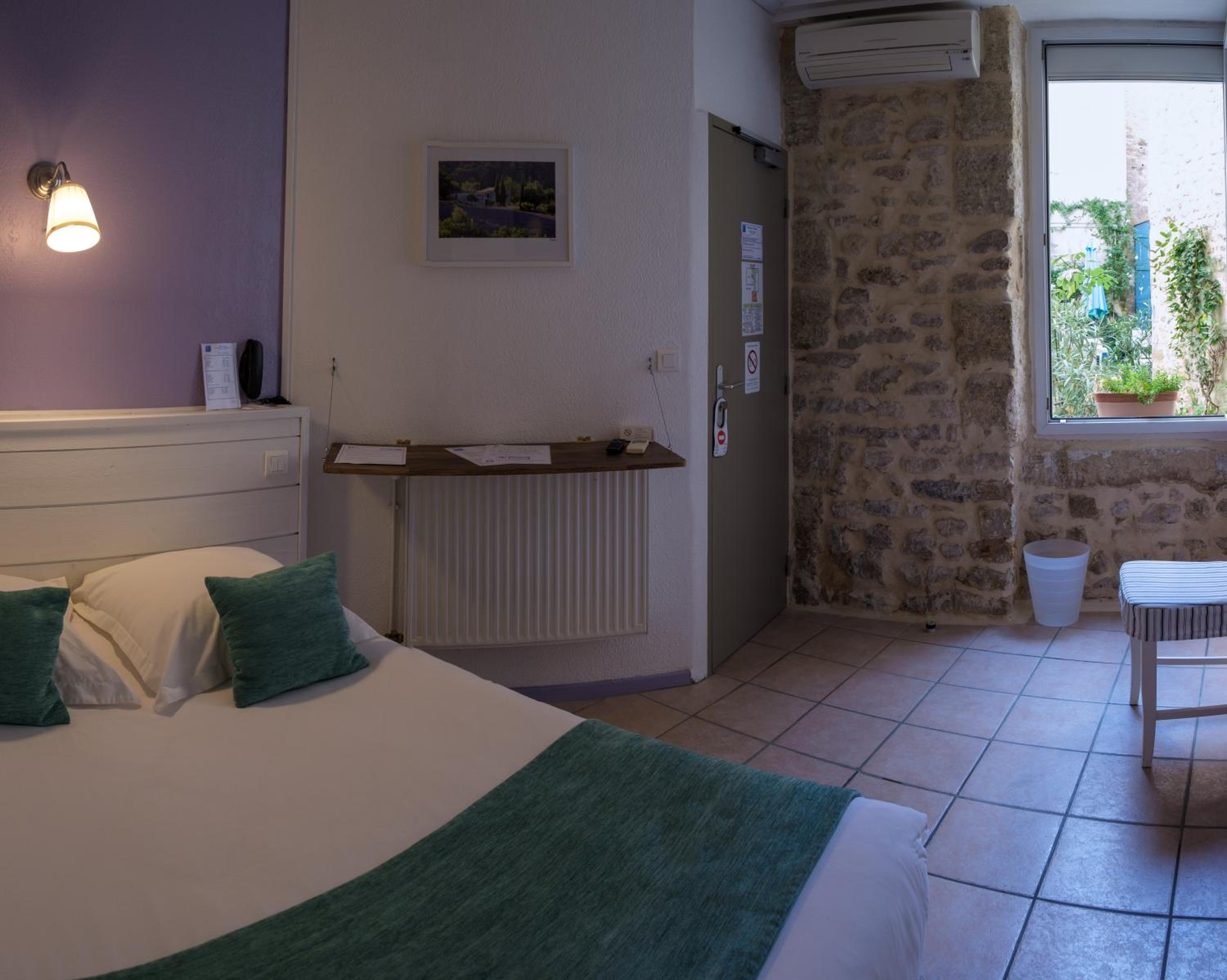 Economy Double Room - Photo 2