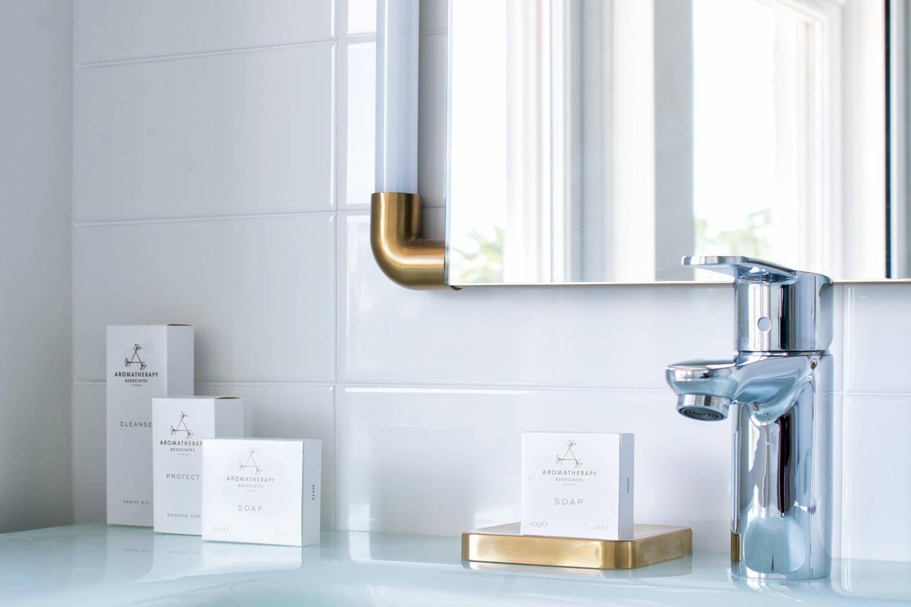 King Room with Roll-In Shower - Mobility and Hearing Accessible photo 2