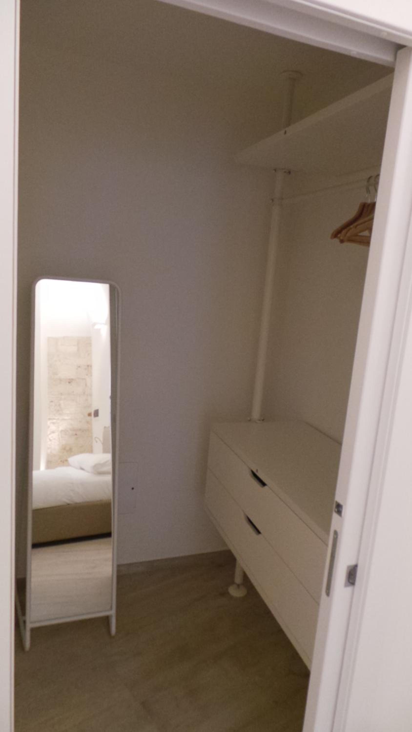Deluxe King Room photo 1