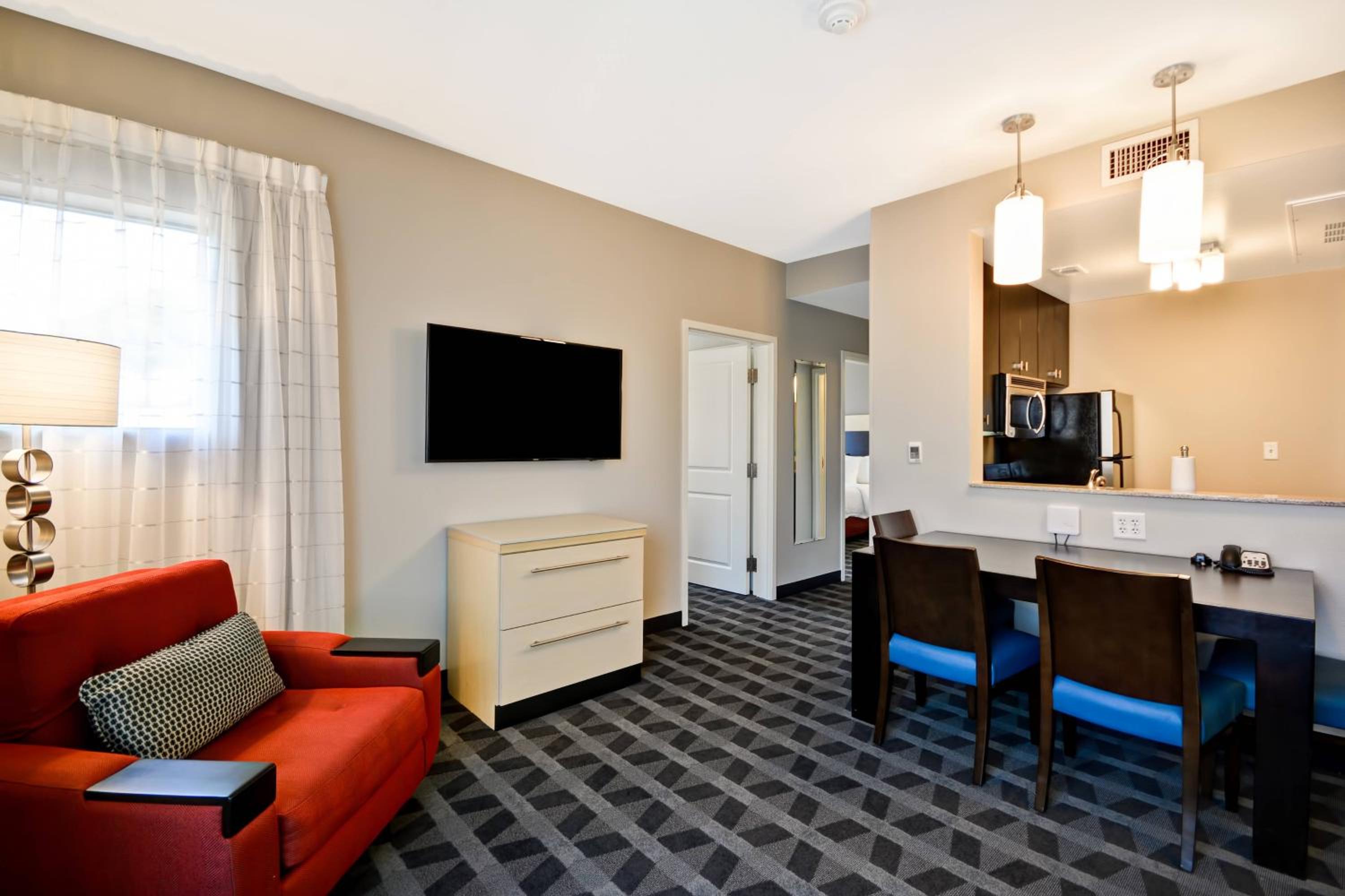 Deluxe Two-Bedroom Queen Suite - Photo 1