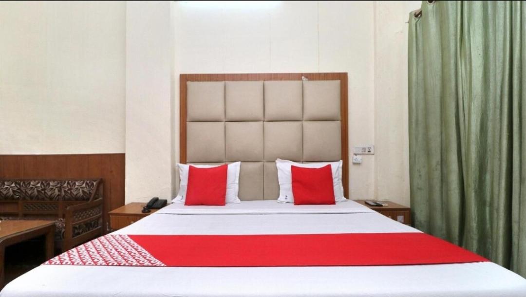 Deluxe Room - Photo 2