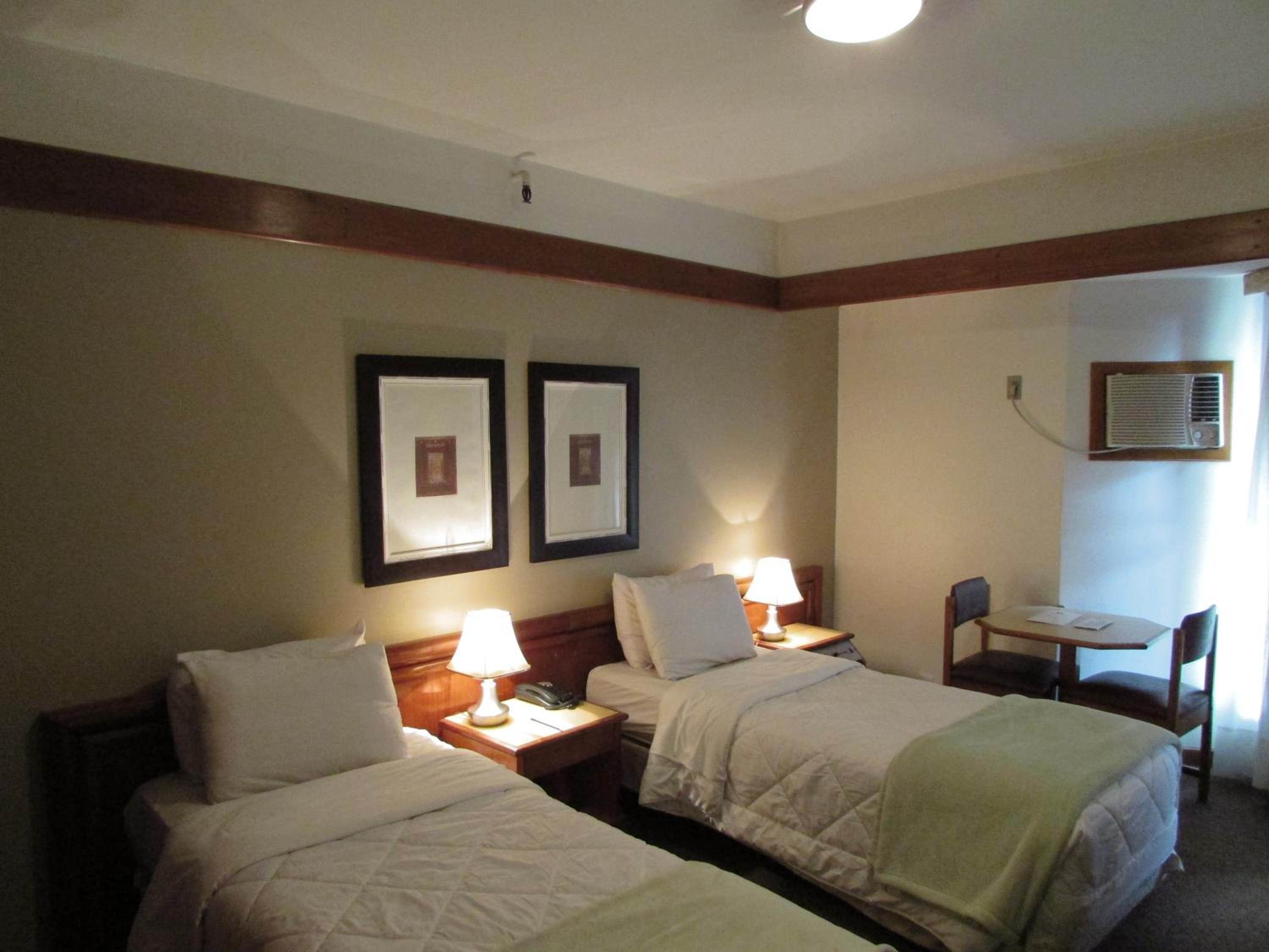 Deluxe Twin Room photo 2