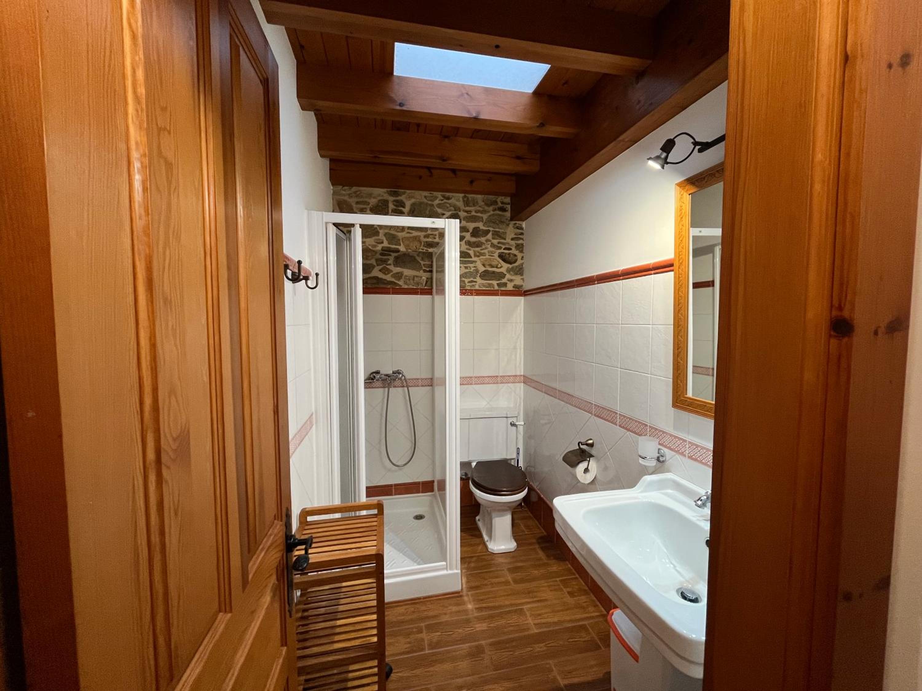 Double Room with Garden View - Photo 6