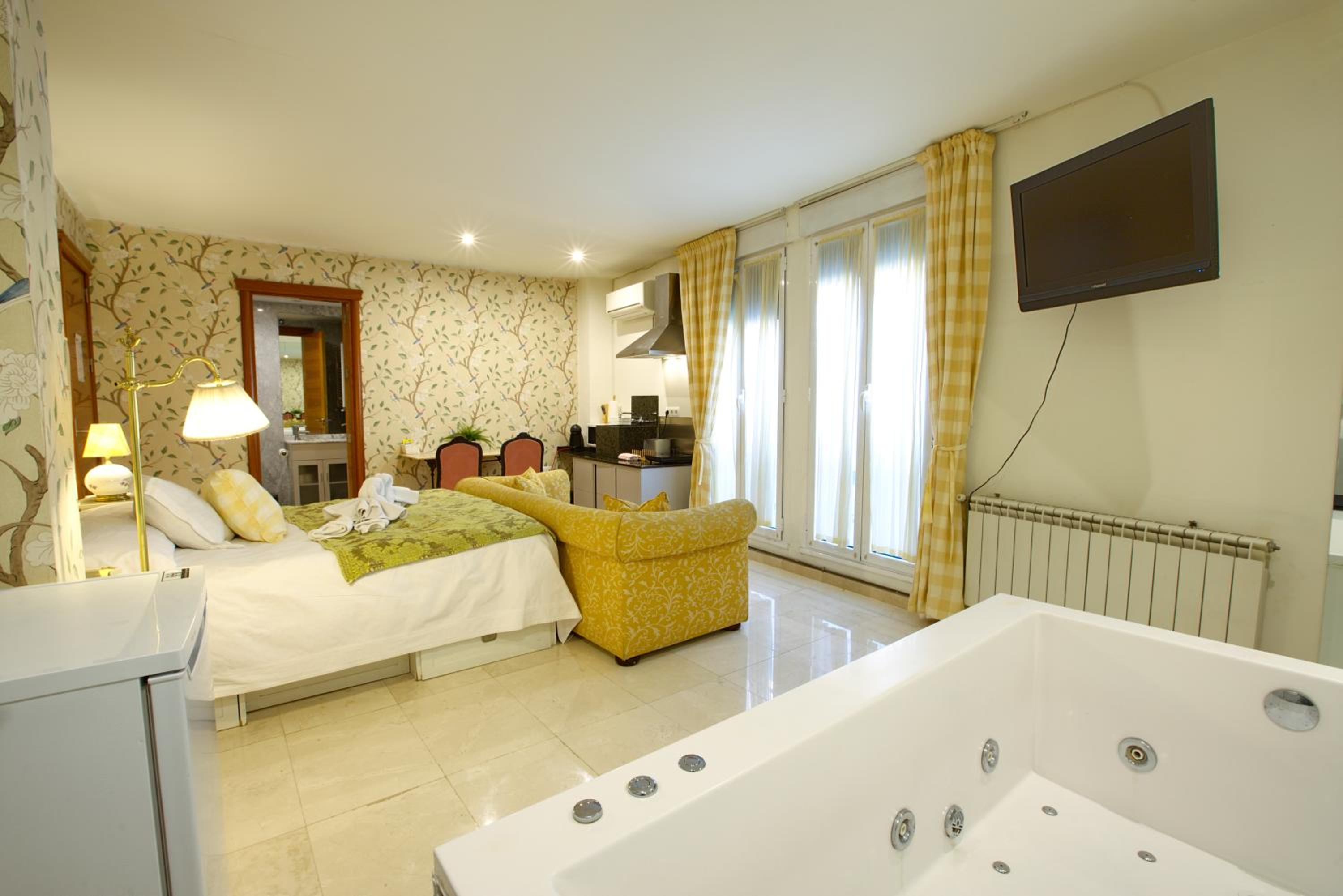 Suite de una habitación con jacuzzi