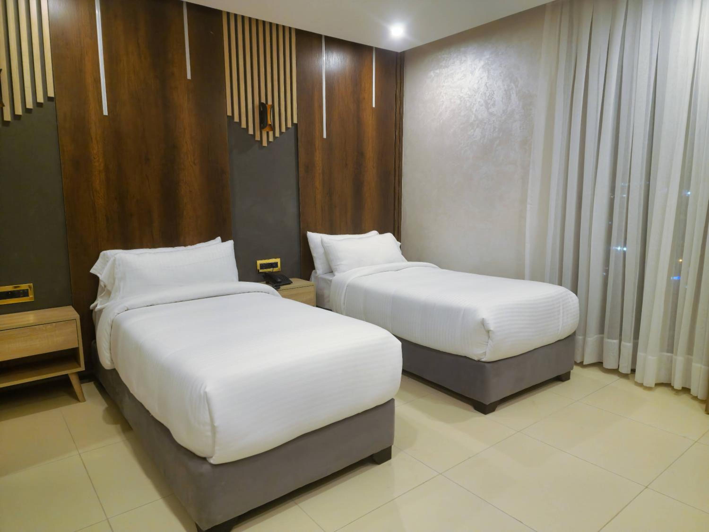 Deluxe Twin Room with Sea View