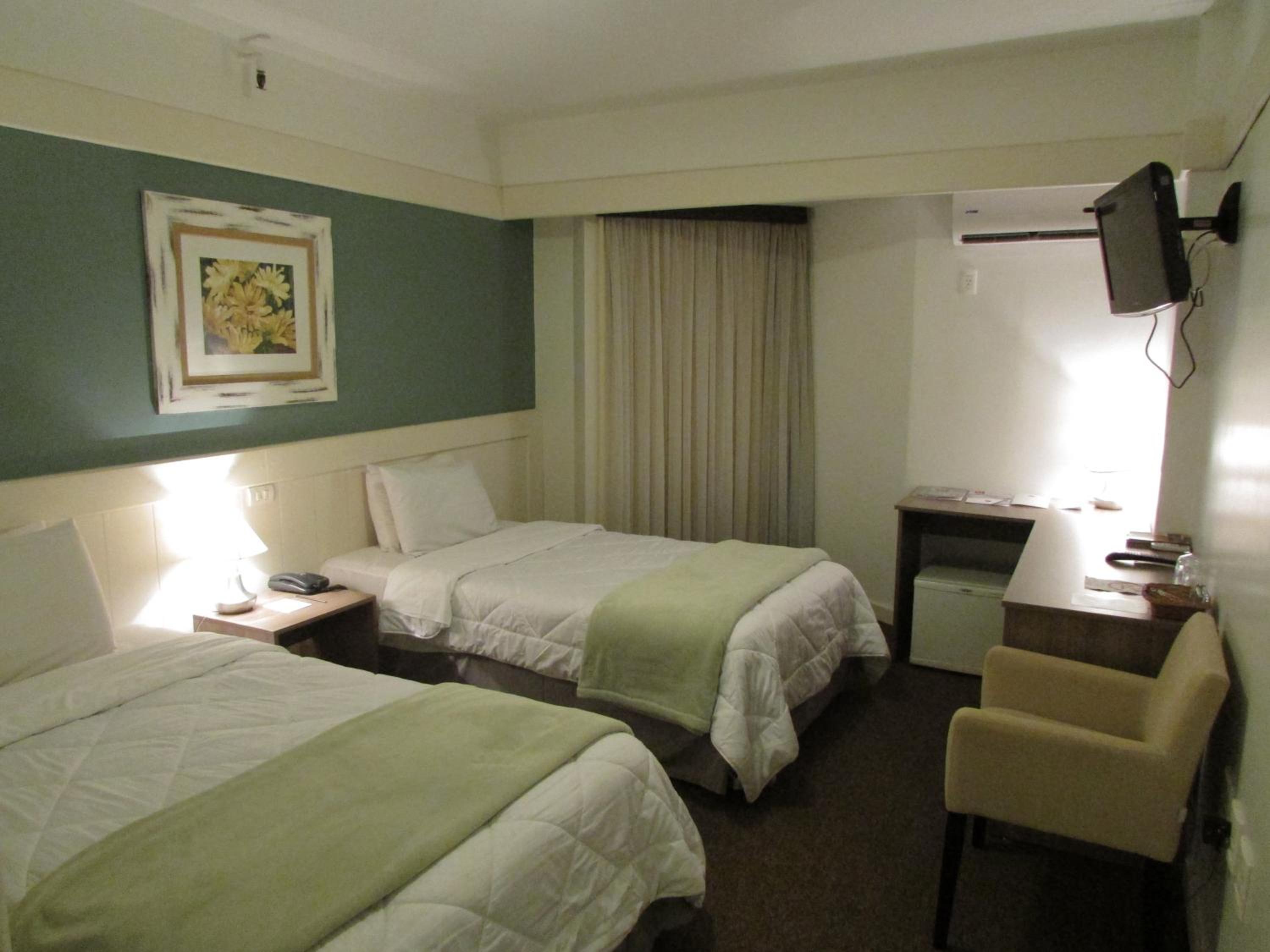 Superior Deluxe Double or Twin Room  photo 2