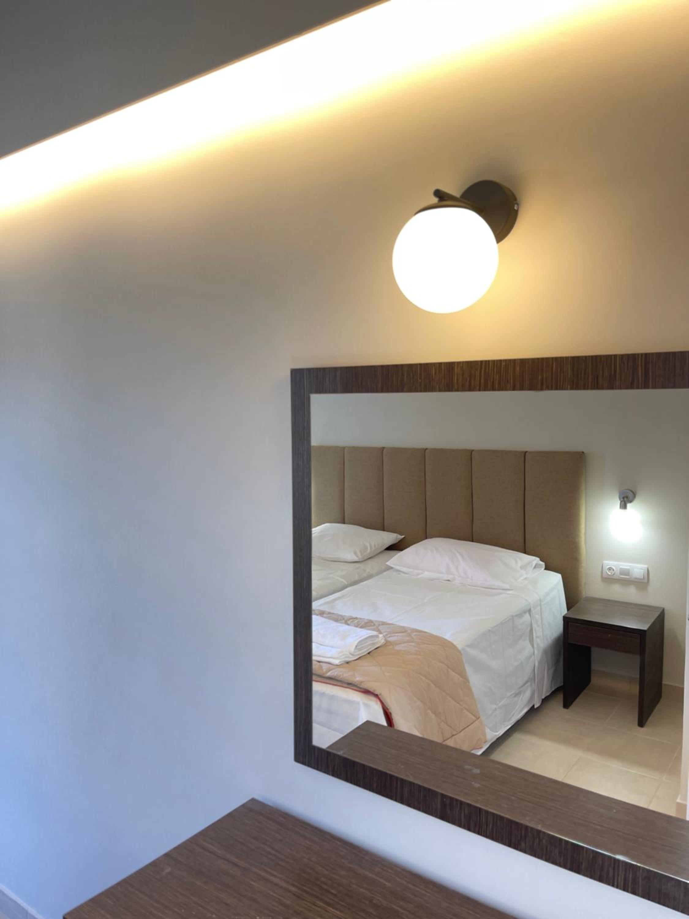 Two-Bedroom Apartment (5 Adults) - Photo 6