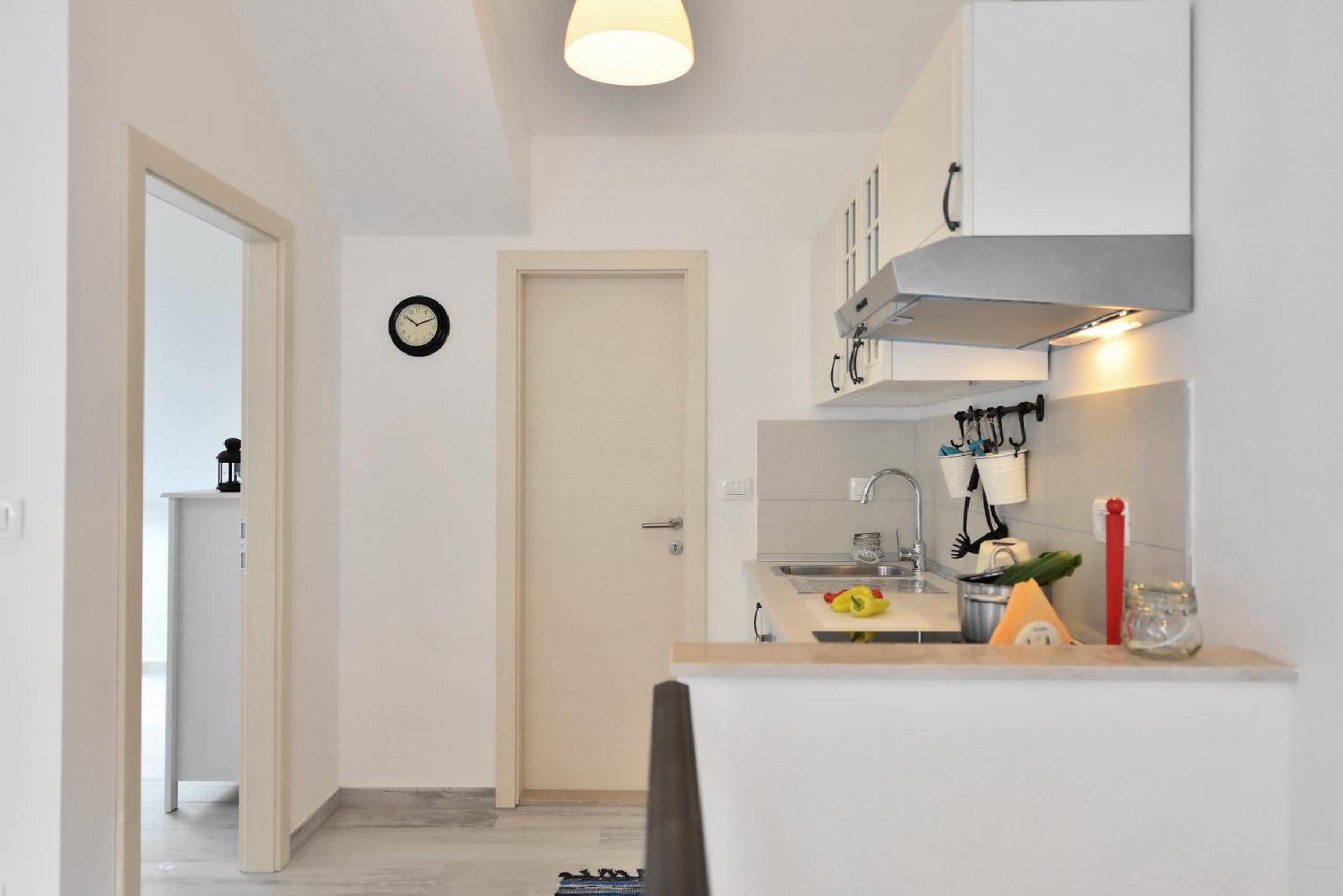 Apartment with Terrace photo 2