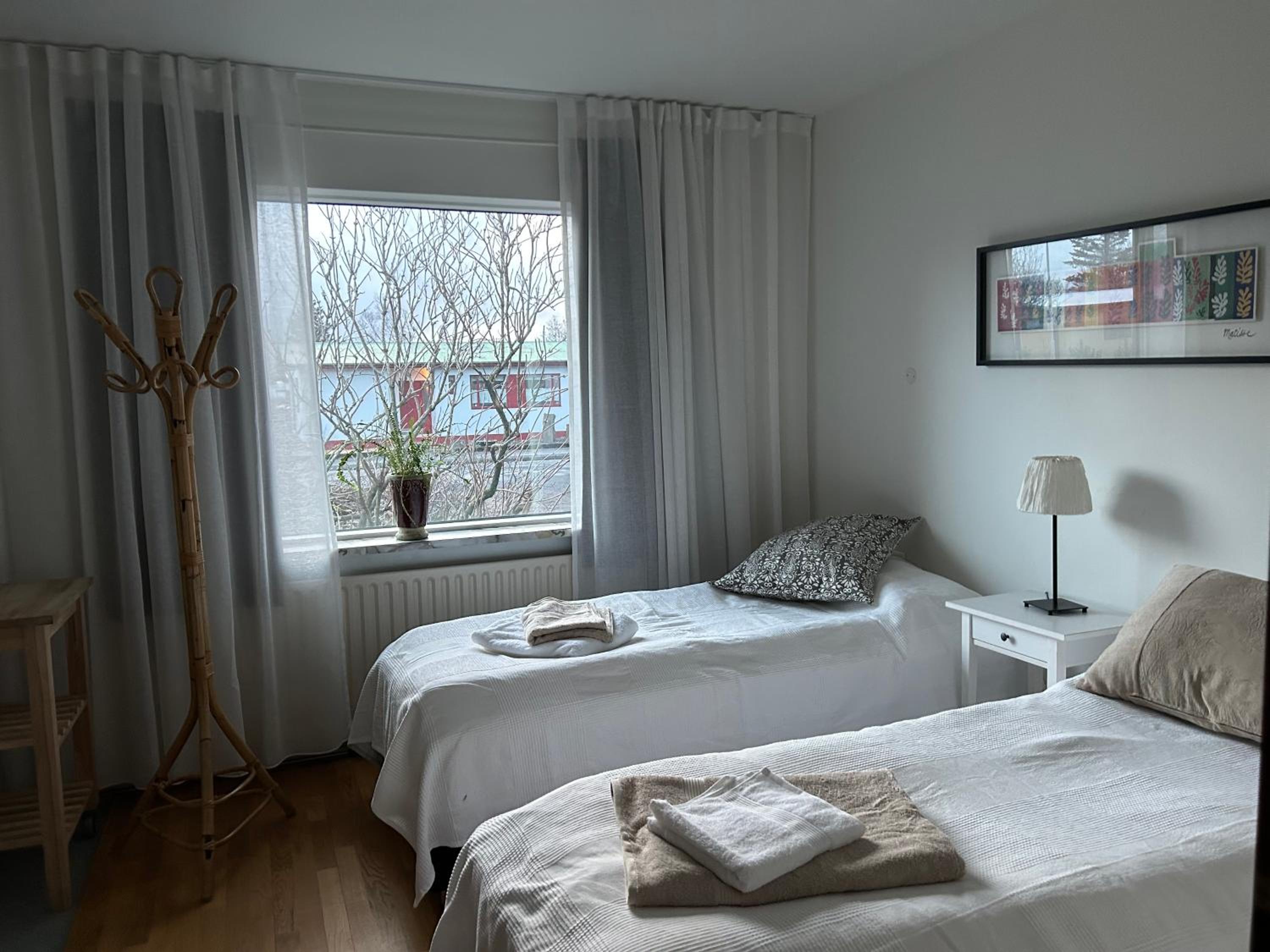 Double Room with Shared Bathroom photo 1