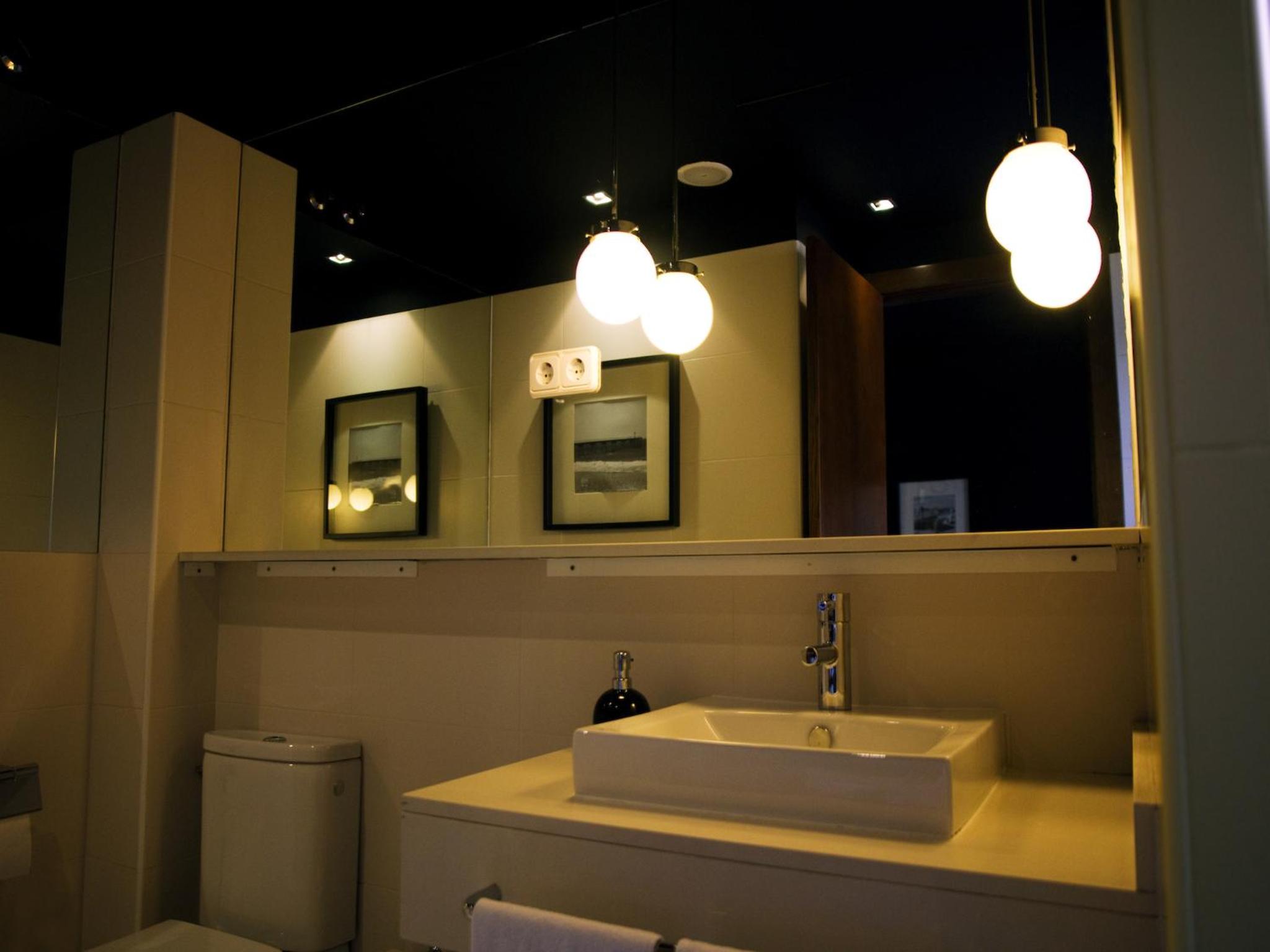 Double or Twin Room - Photo 11