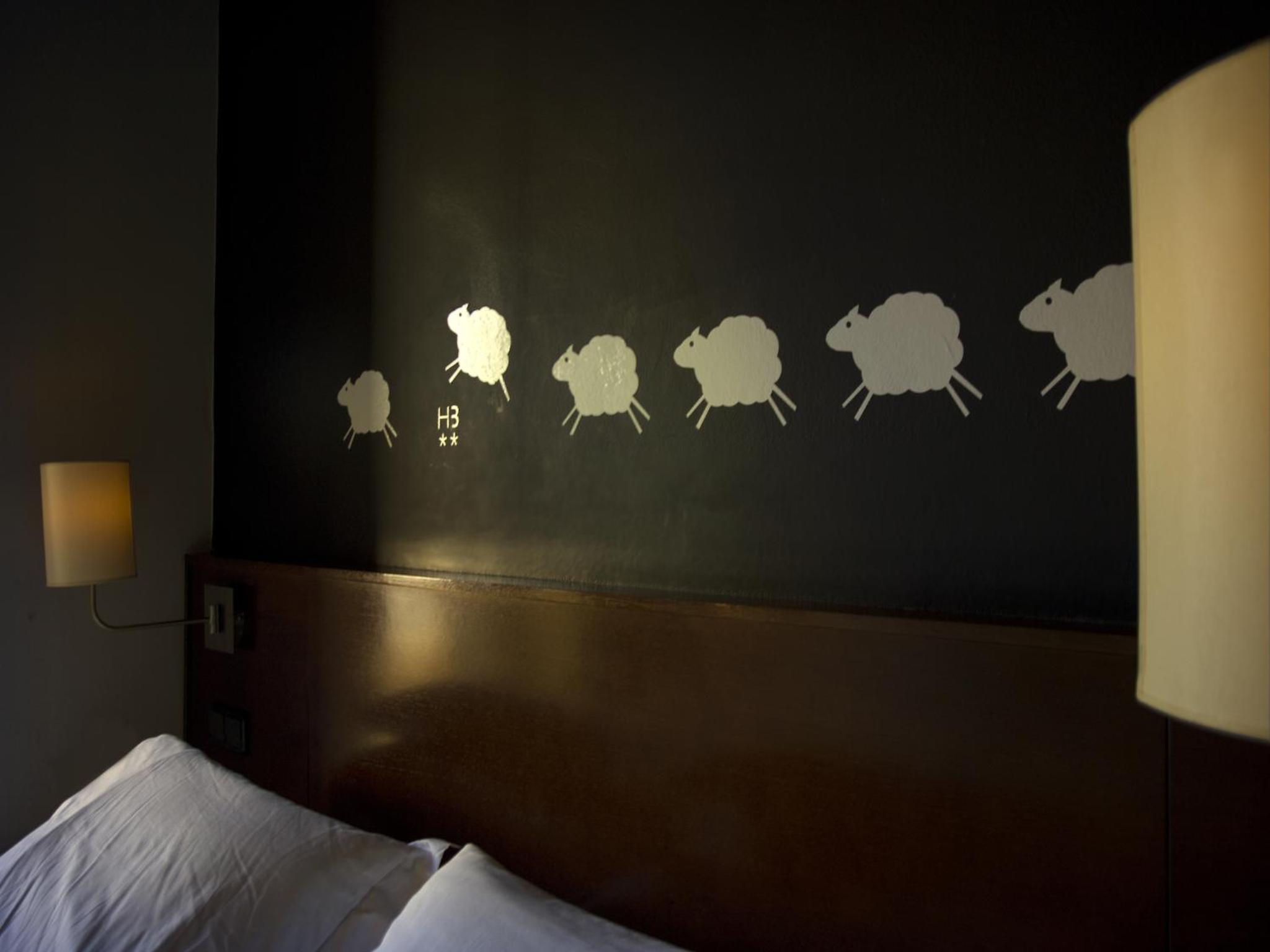 Double or Twin Room - Photo 15