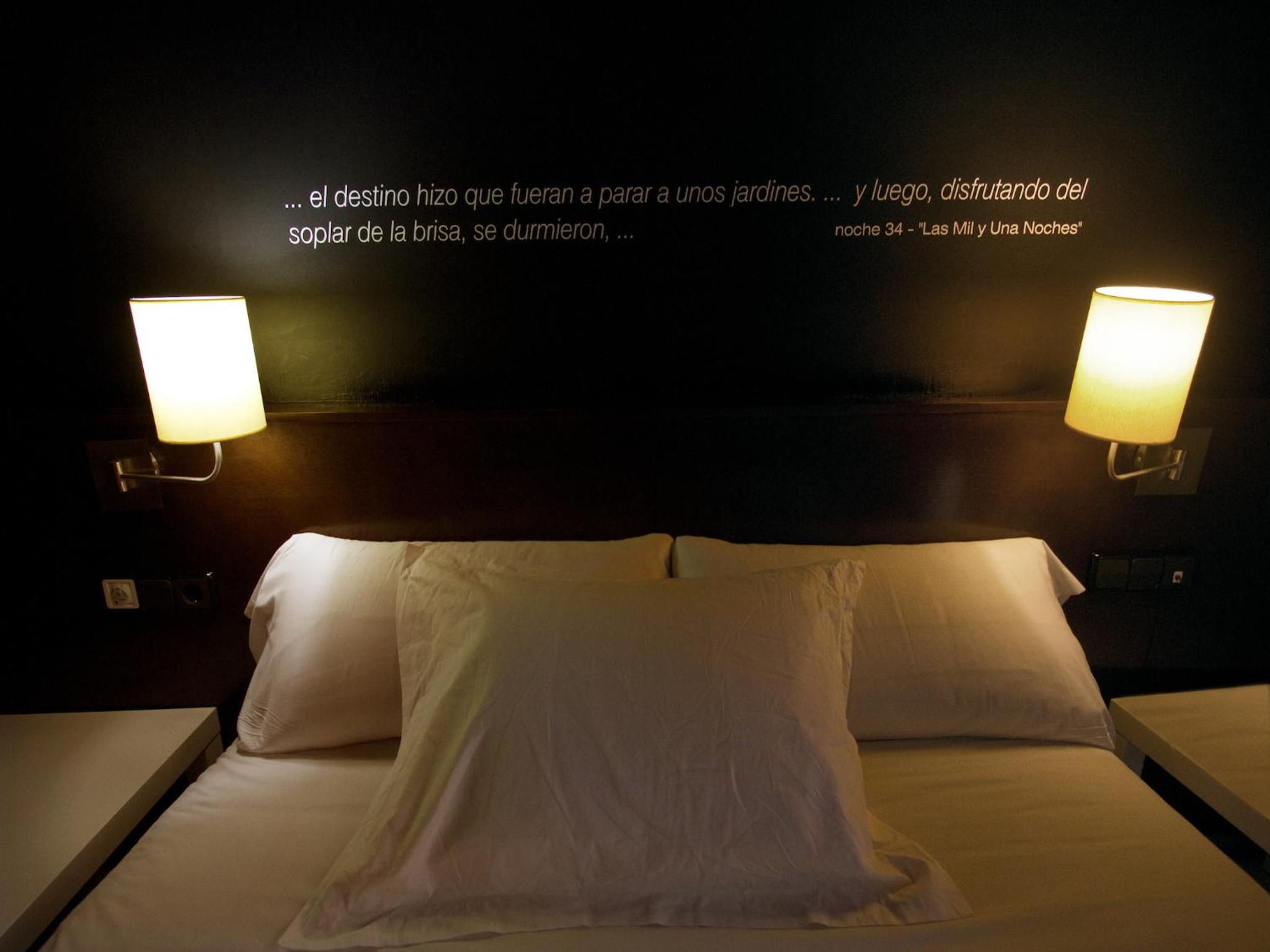 Double or Twin Room - Photo 5