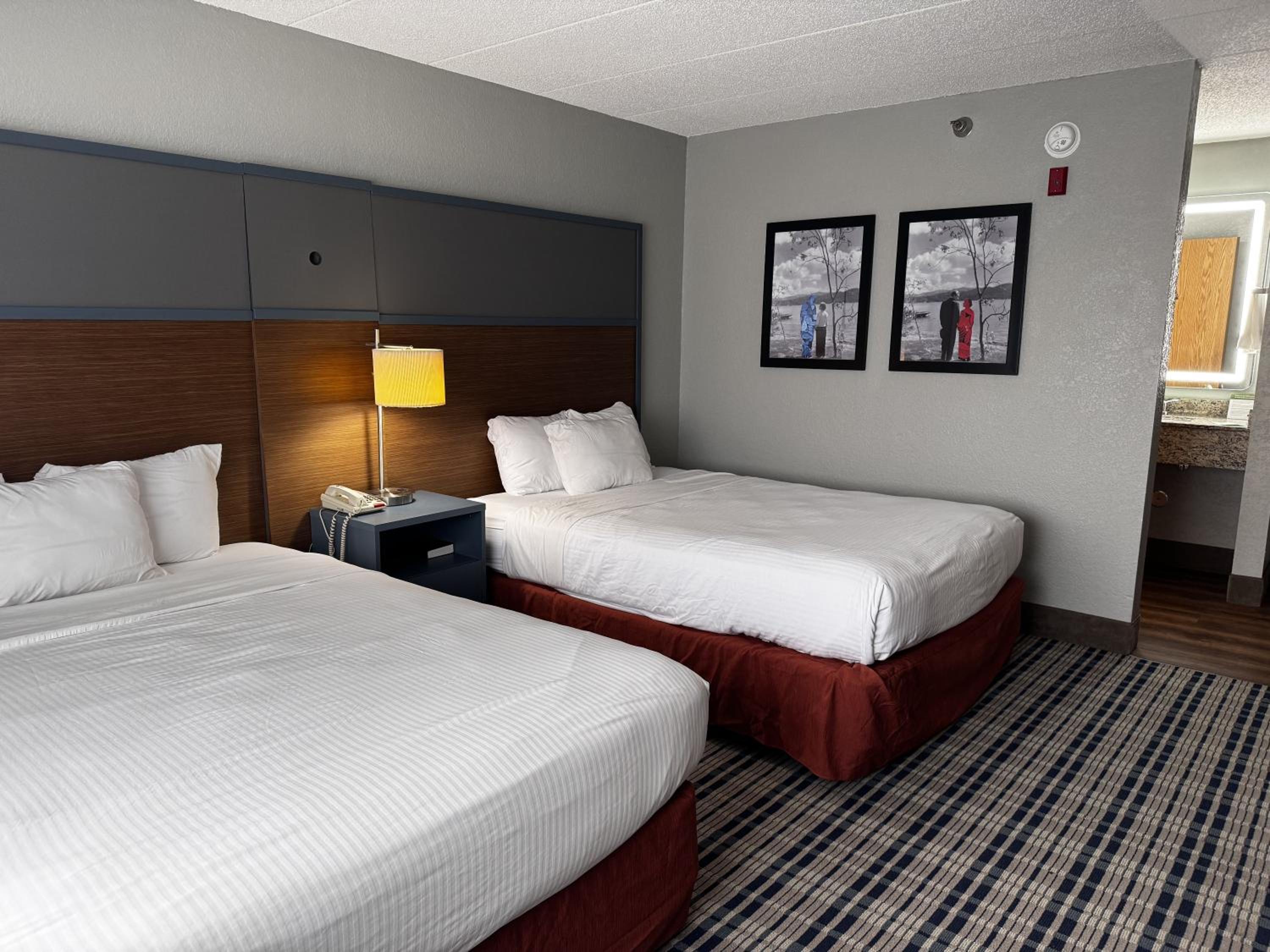 Queen Room with Two Queen Beds - Non-Smoking