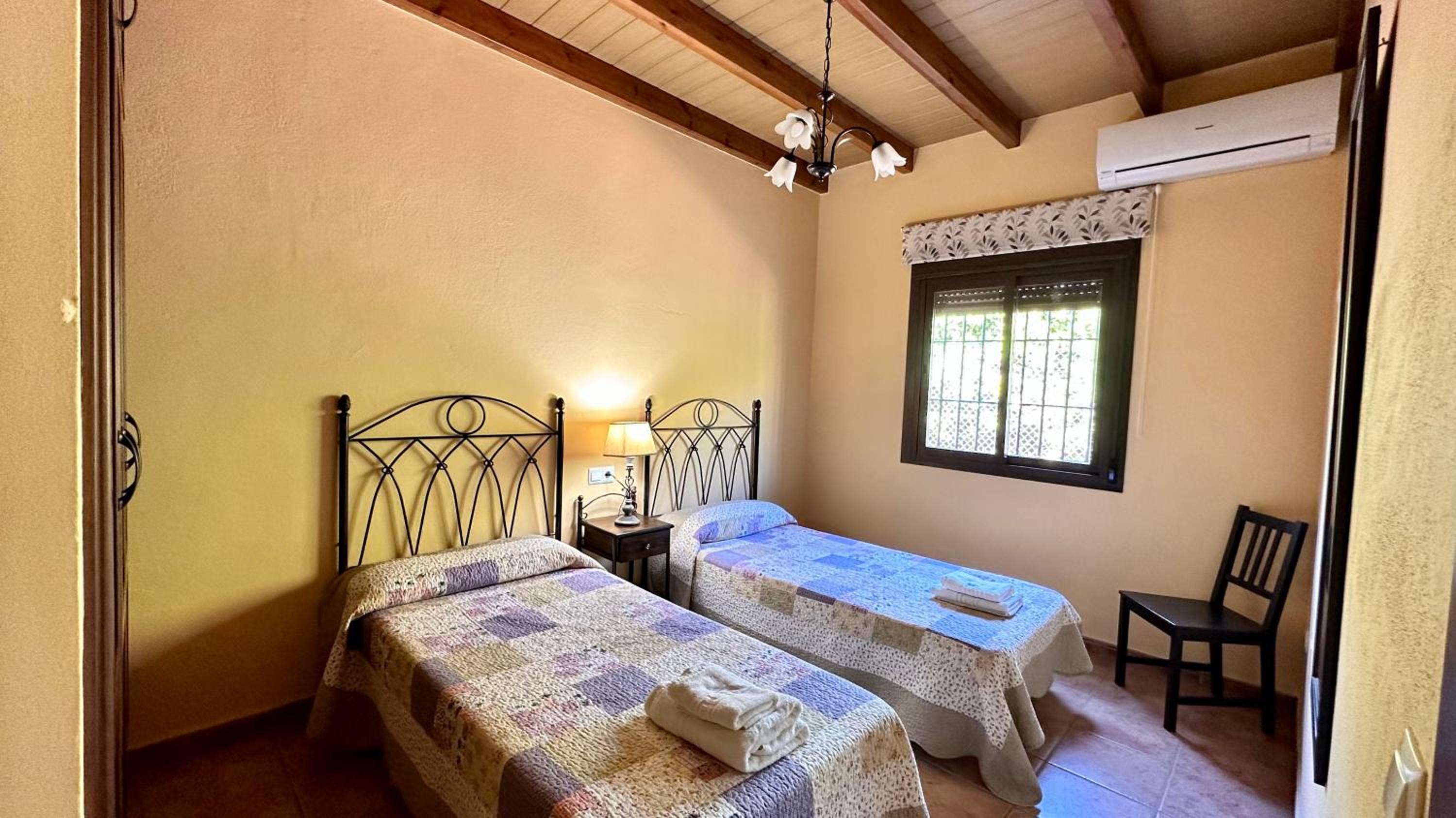Casa de cuatro habitaciones