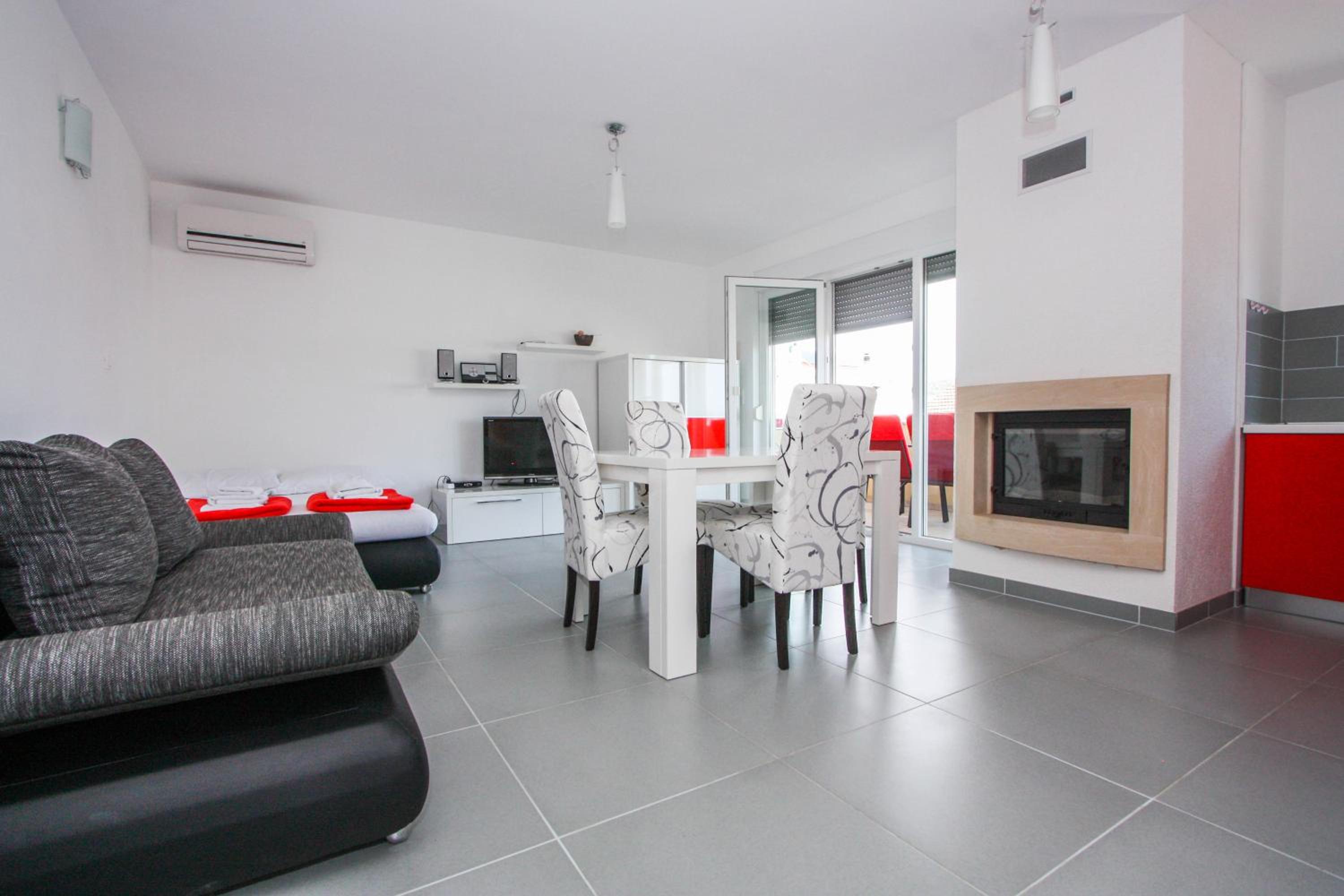 Studio Apartment With Sea View