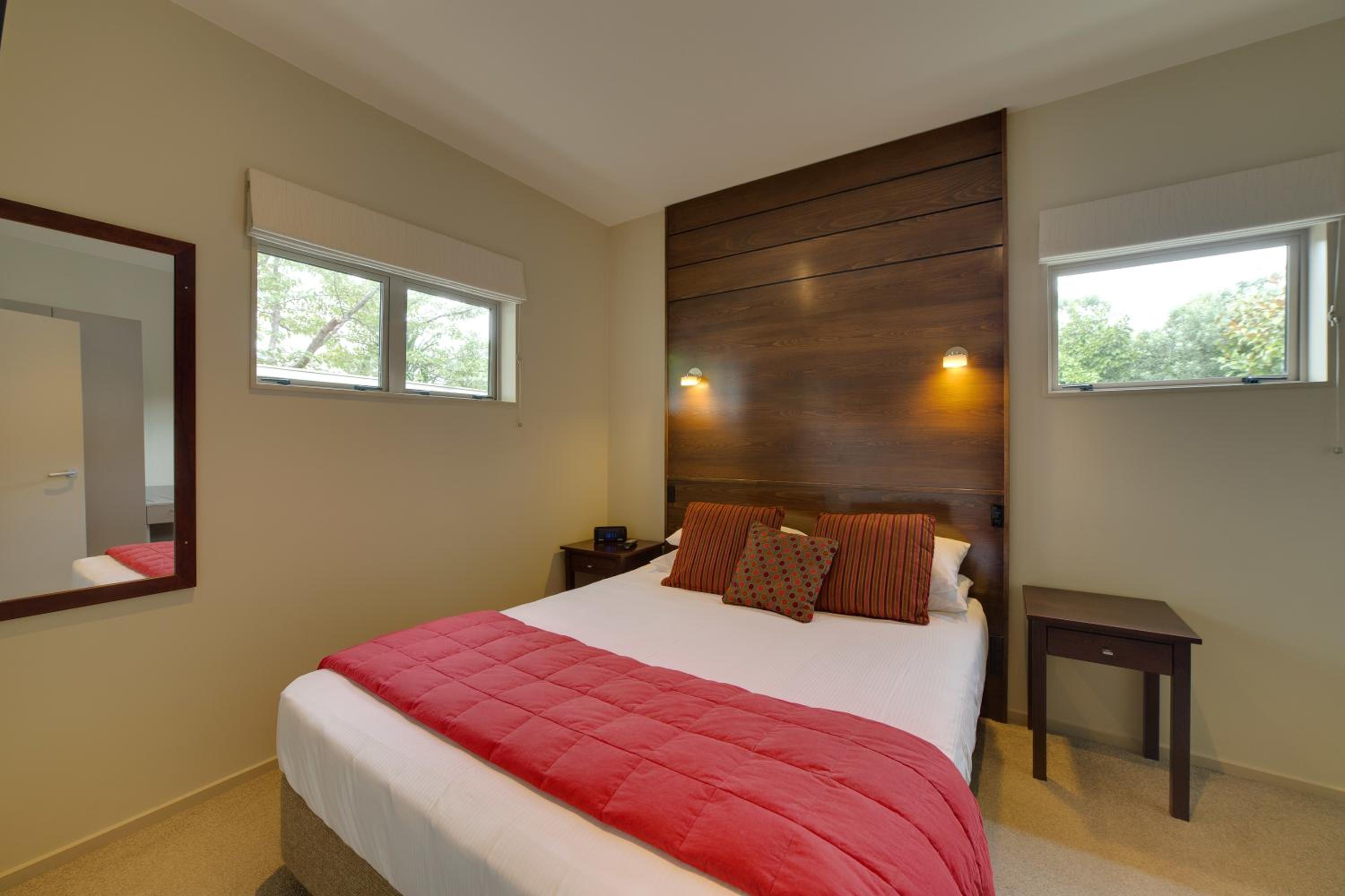 Two Bedroom Apartment (Downstairs) - Photo 4