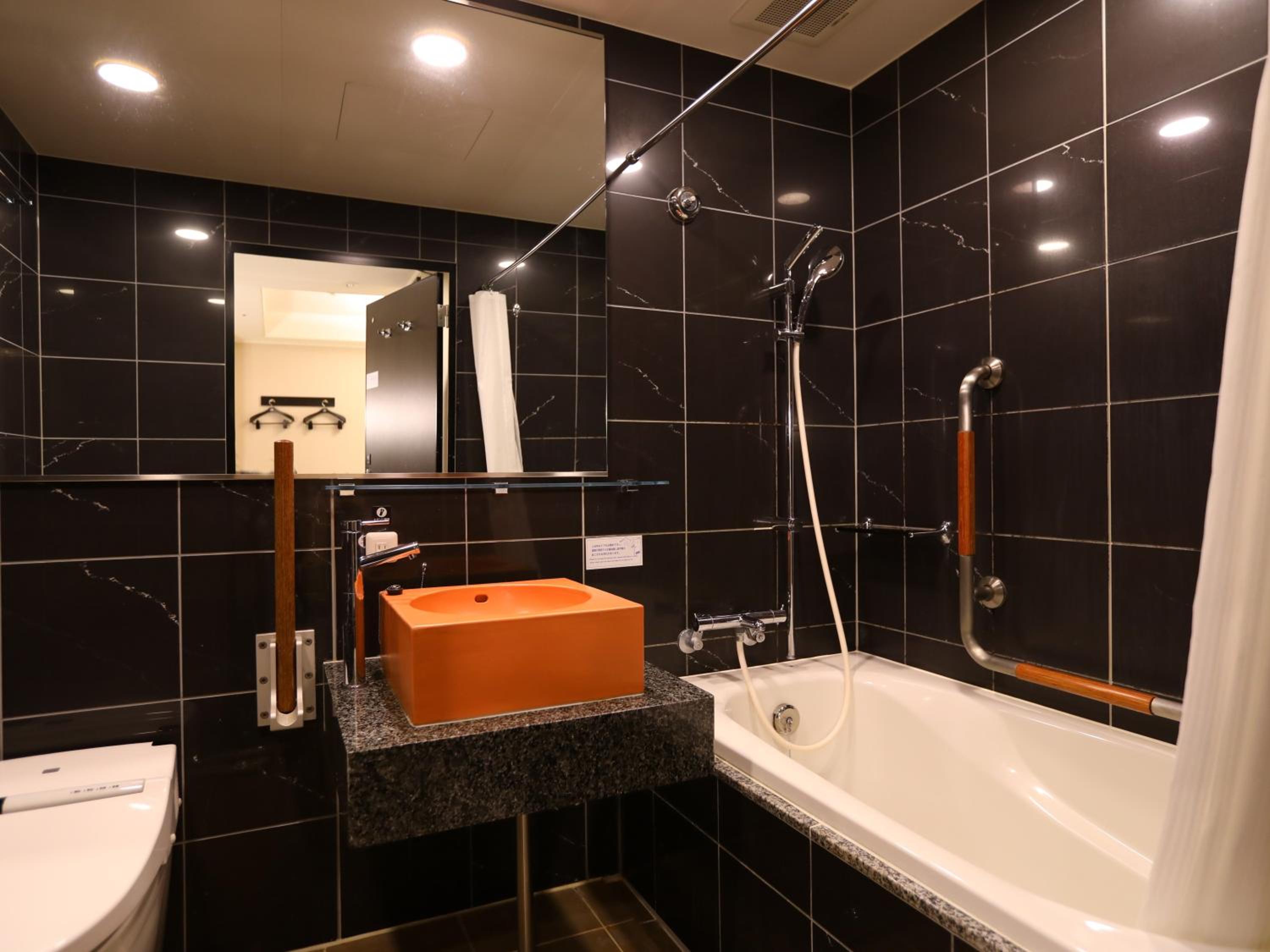 Deluxe Twin Room photo 2