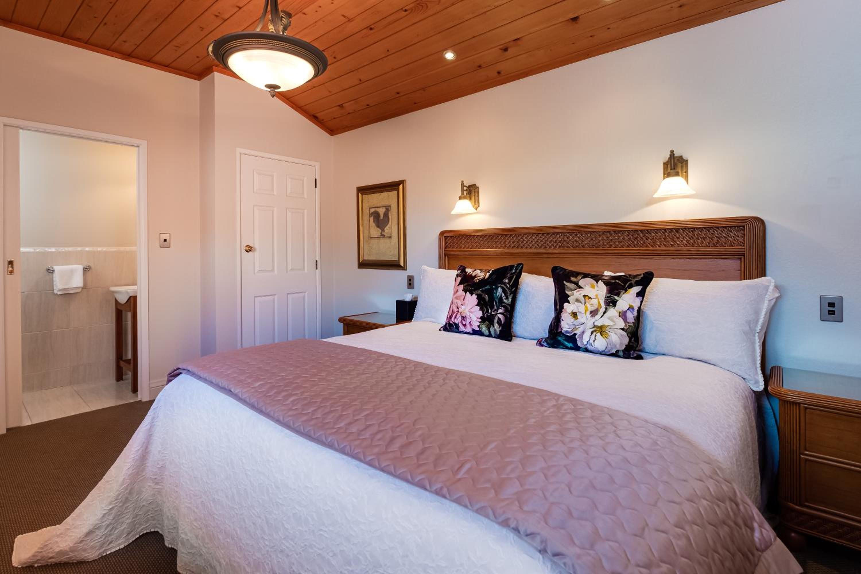 Garden View Lodge Suite - Photo 4
