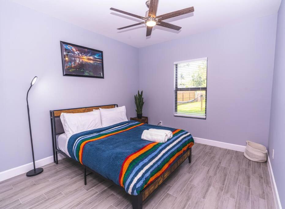 Three-Bedroom House photo 3