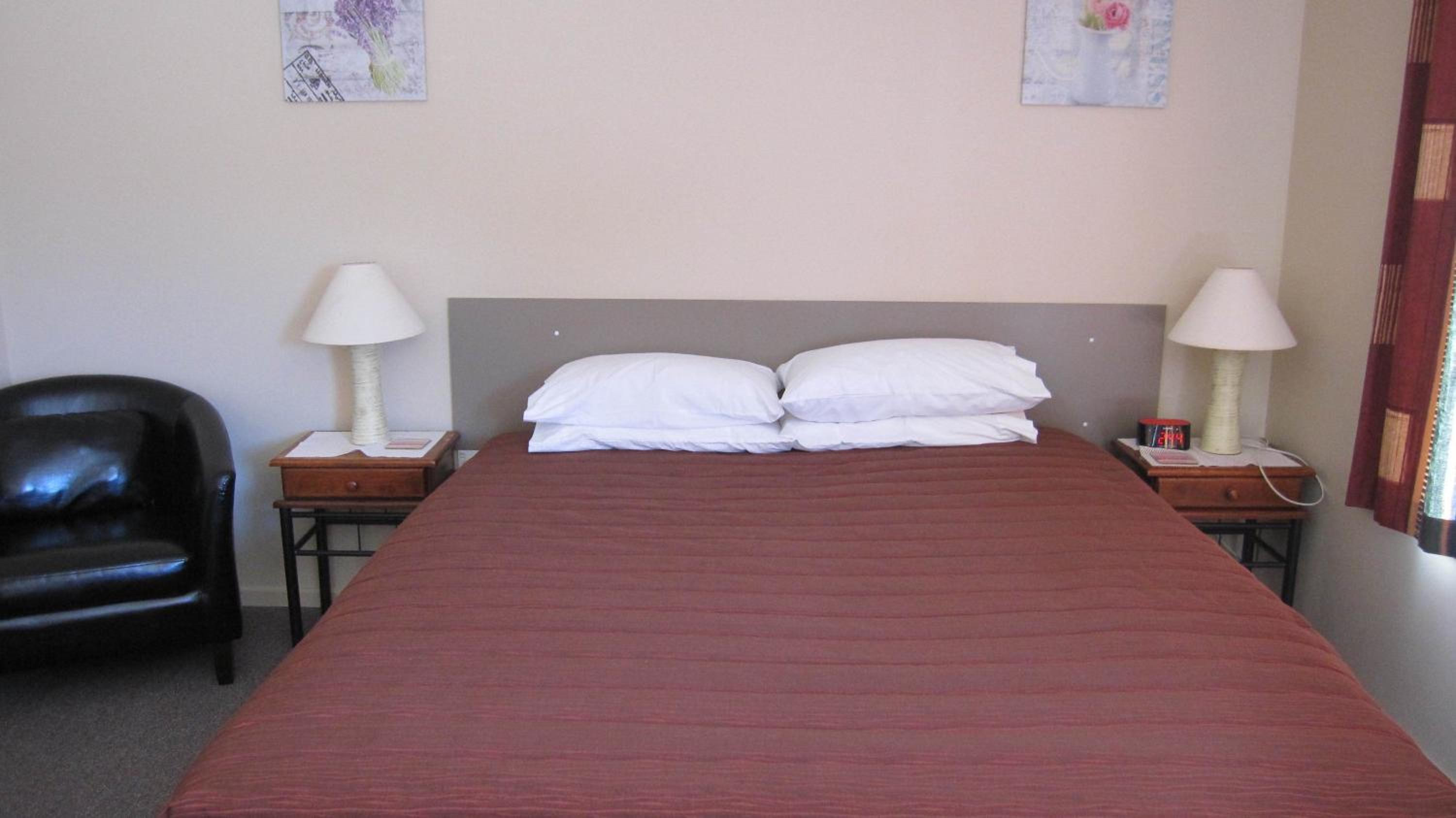One-Bedroom Apartment - Disability Access - Photo 1