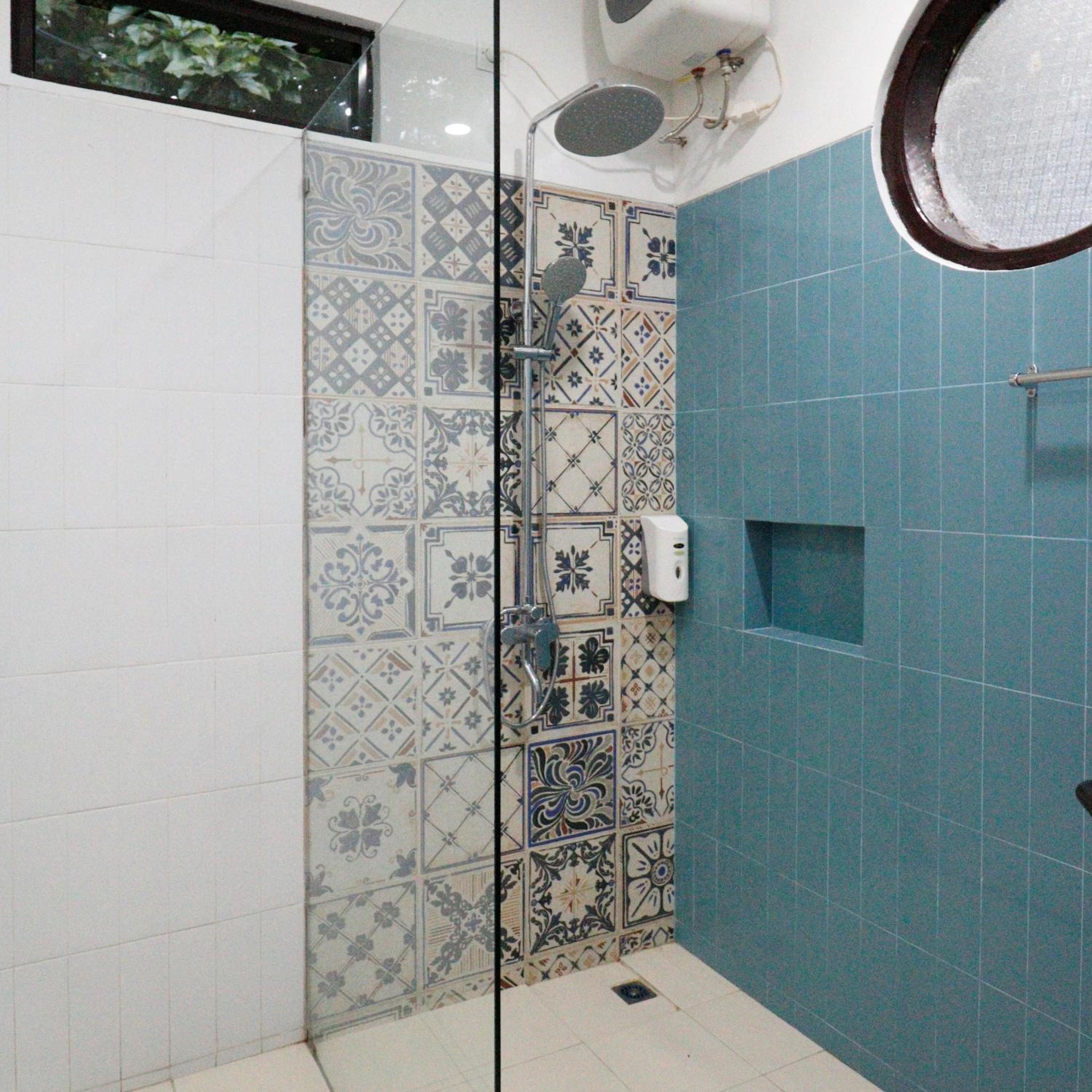 Three-Bedroom Bungalow - Photo 14
