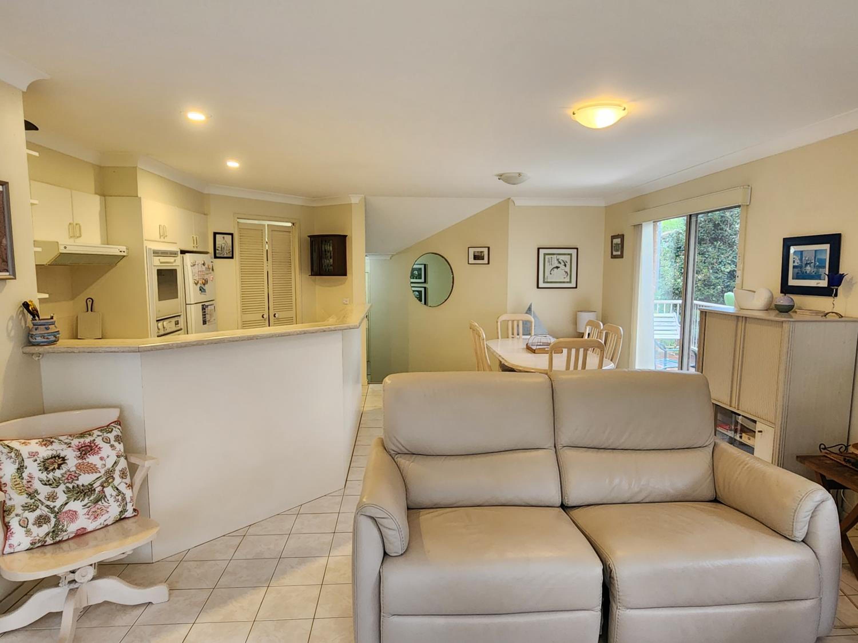 Three-Bedroom Apartment photo 1