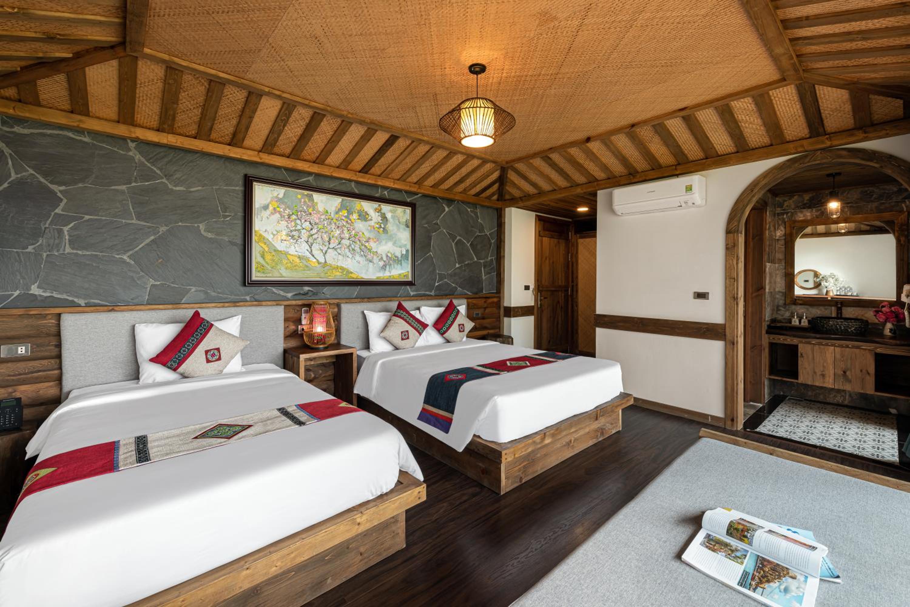 Two-Bedroom House - Photo 1