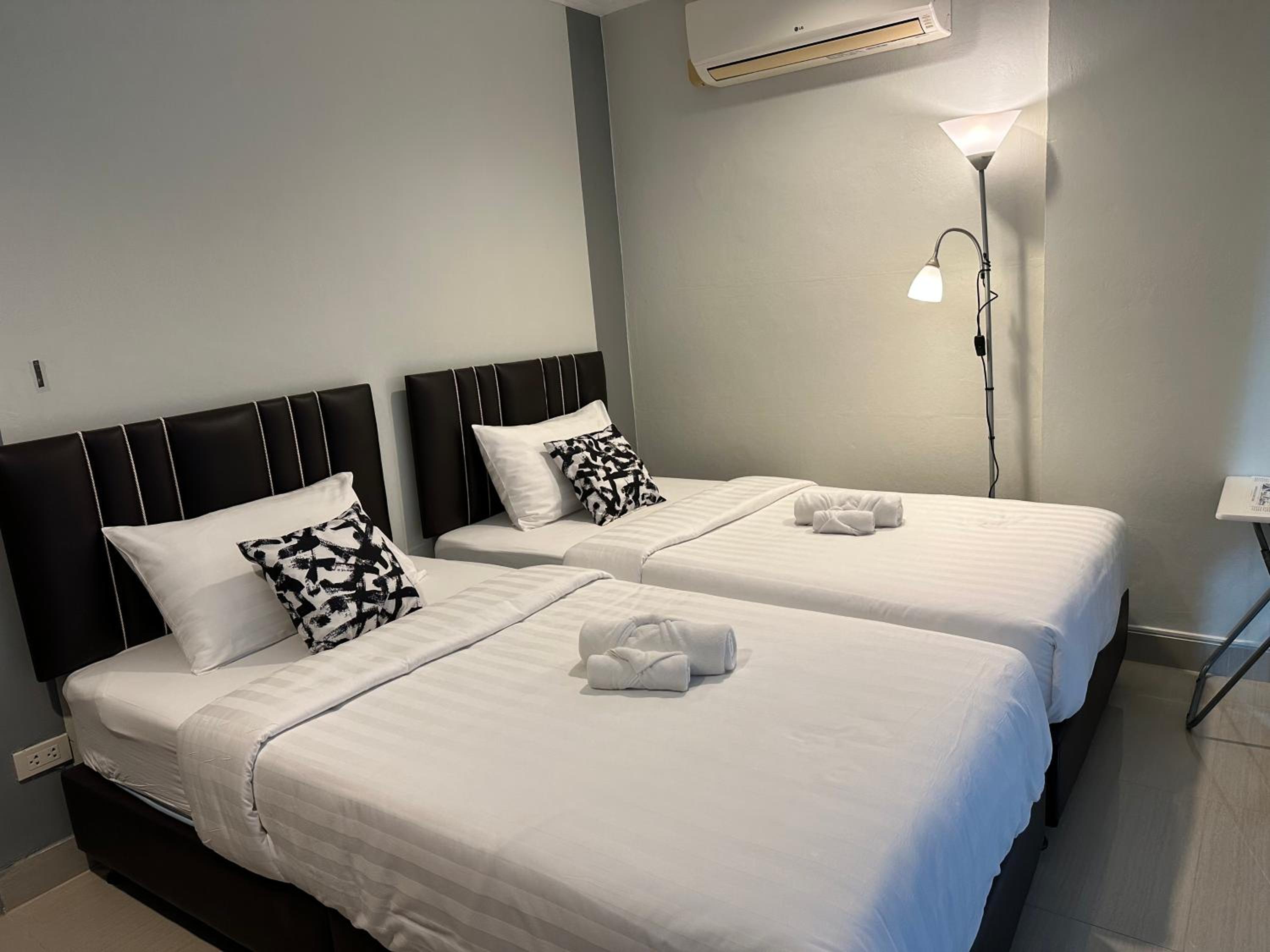 Twin Room With Balcony photo 1