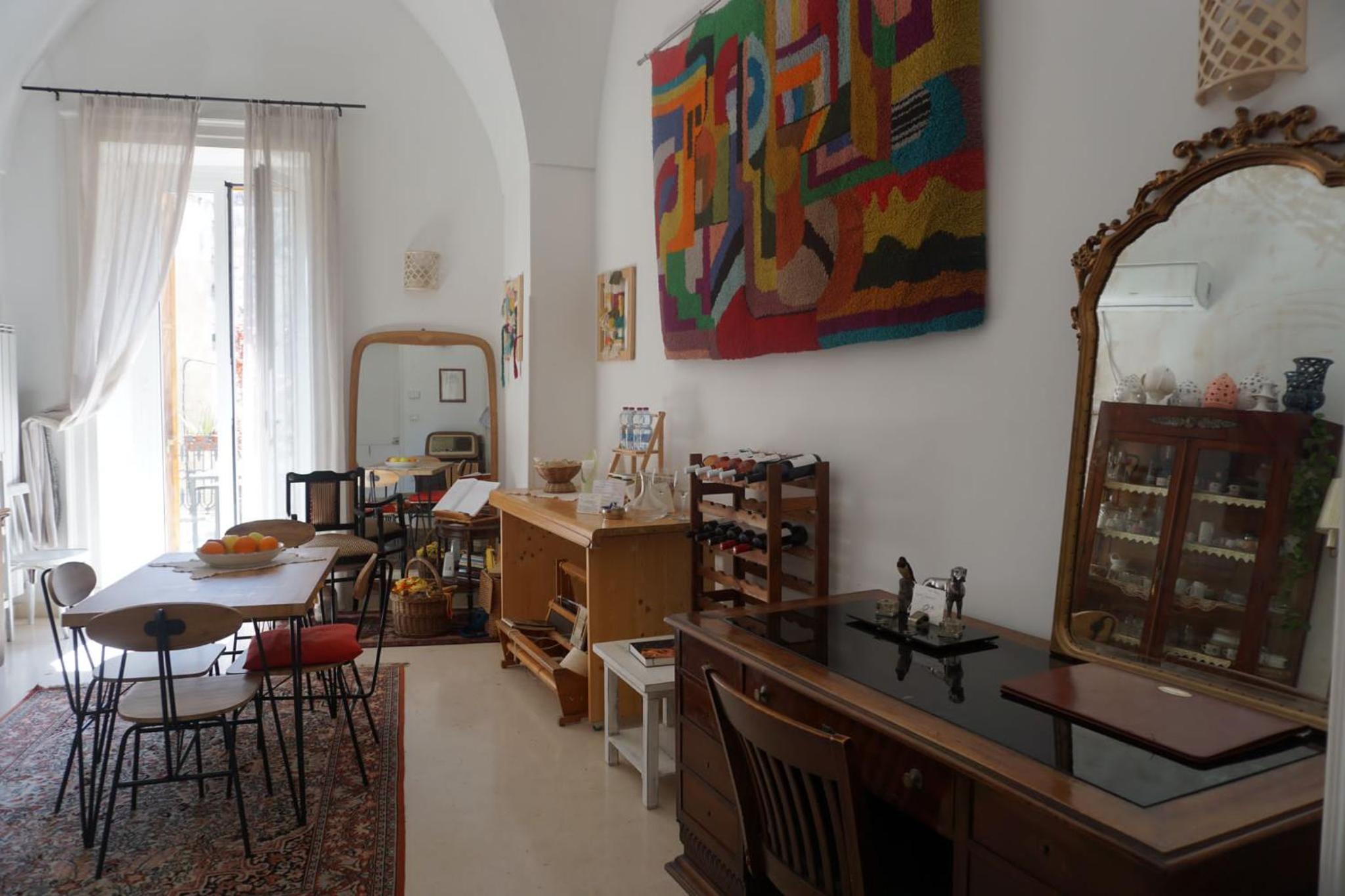 Quadruple Room with Balcony - Photo 23