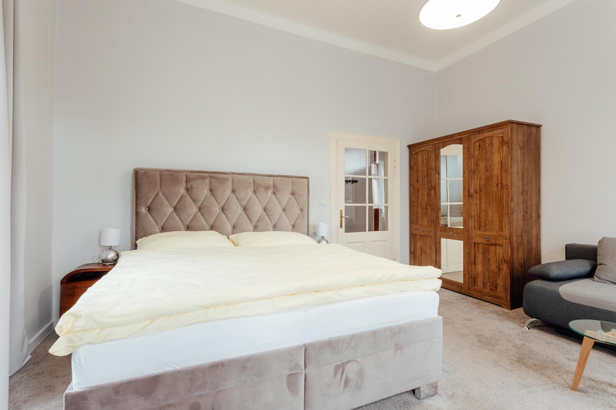 Deluxe Double Room with Extra Bed