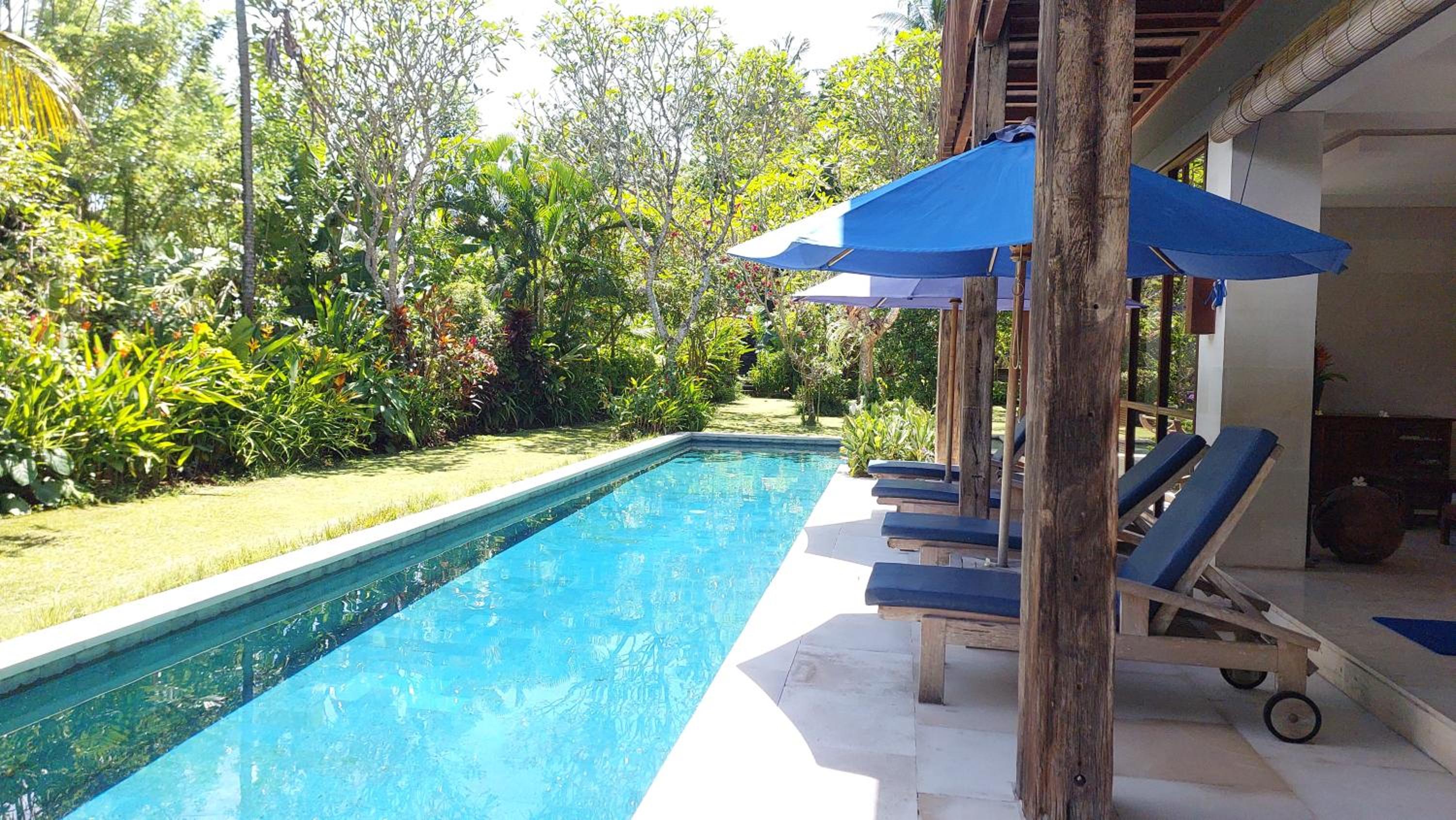 Three-Bedroom Villa - Photo 4