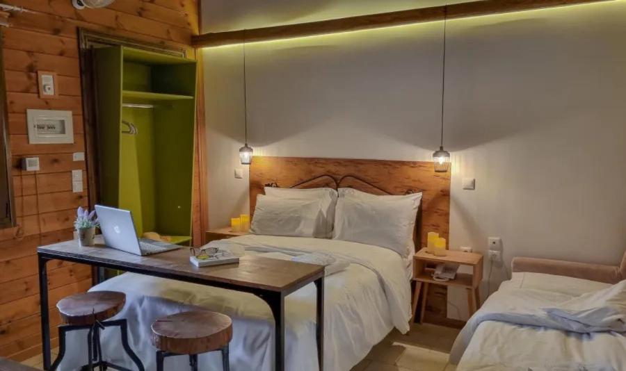 Deluxe Double Room with Extra Bed