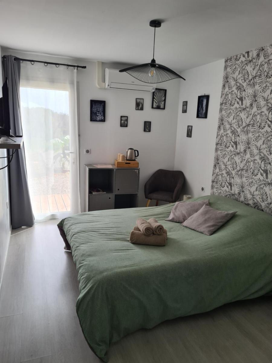 Double Room with Private Bathroom photo 1