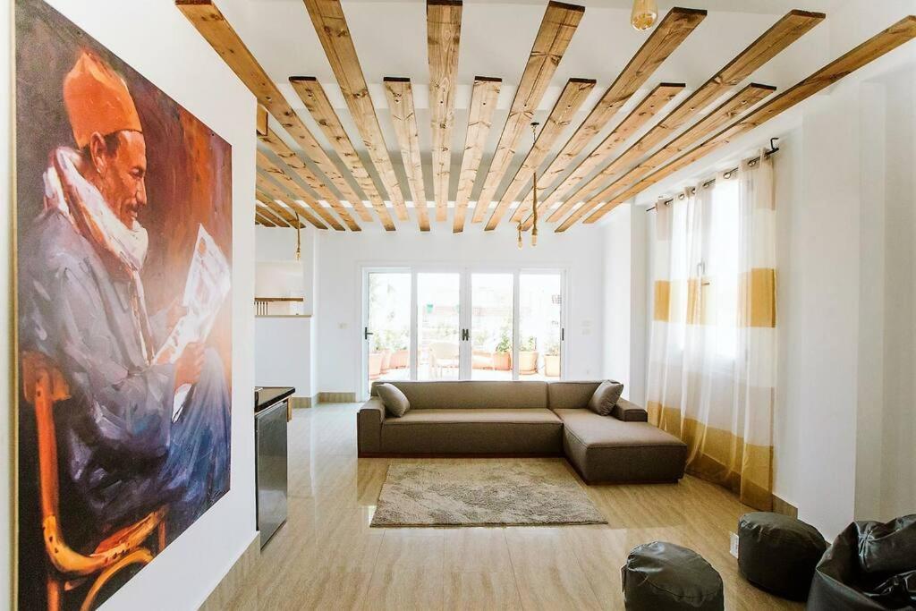 Villa photo 1