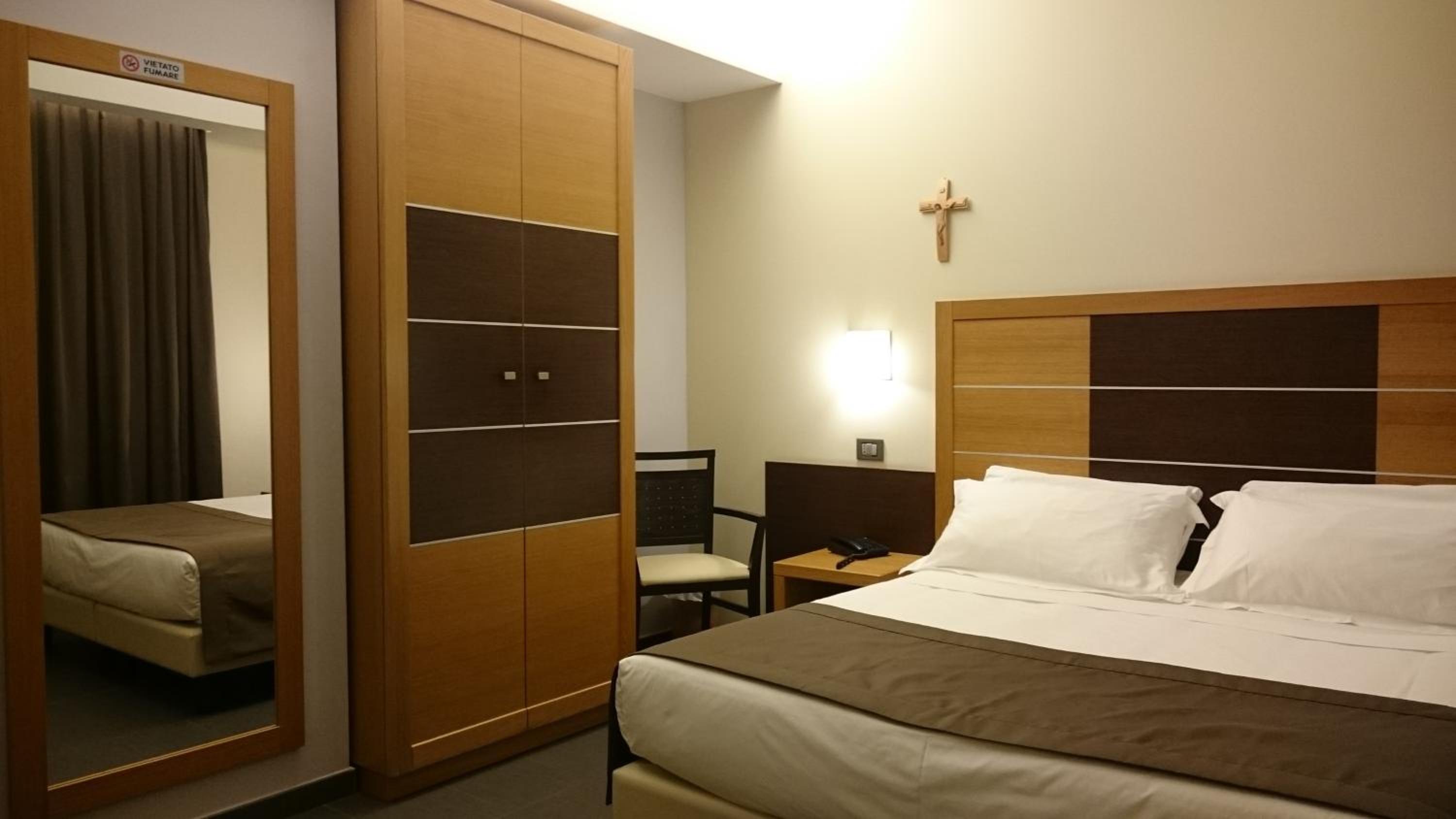 Superior Double or Twin Room with Terrace - Photo 1