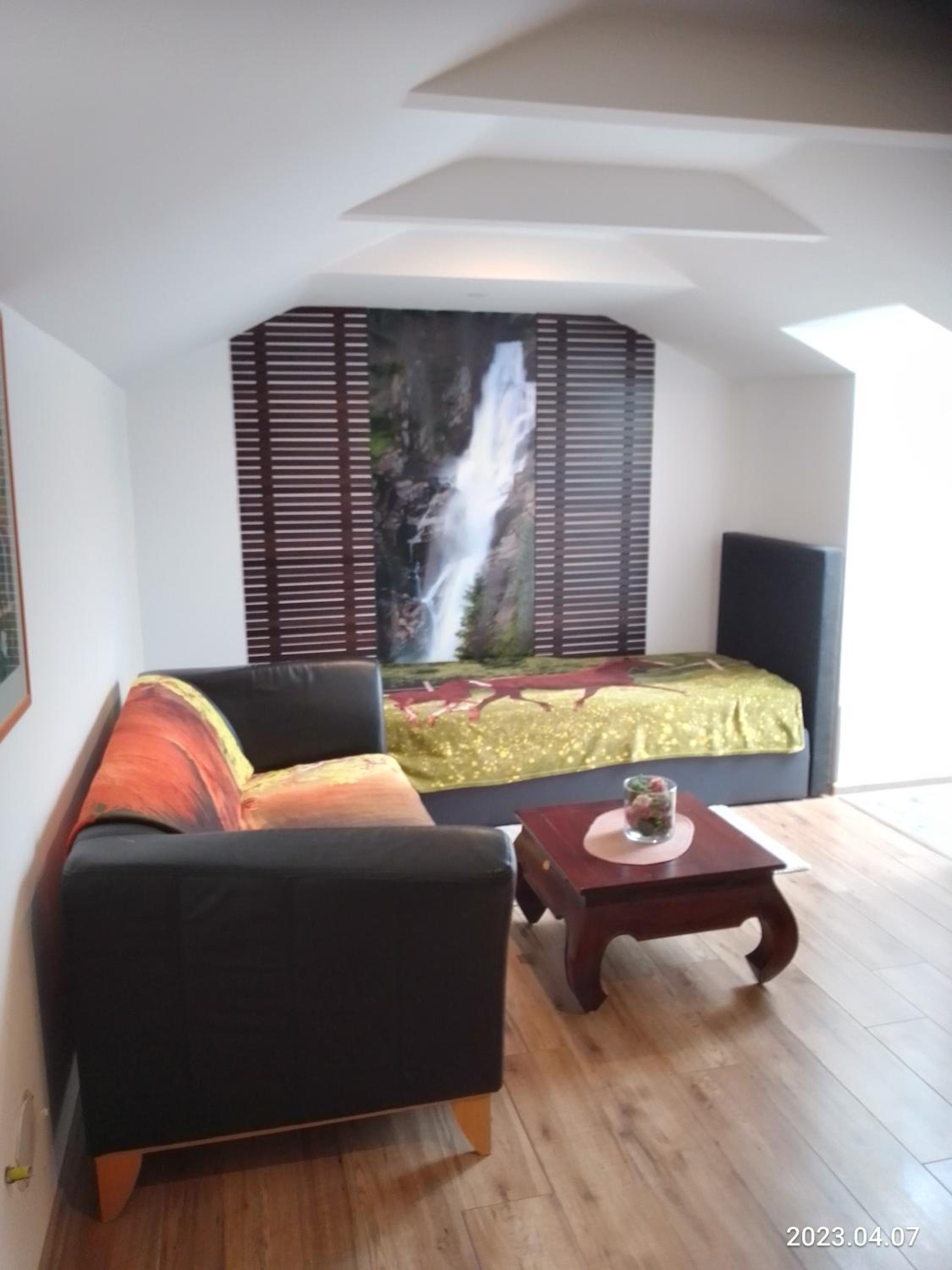 Apartment with Terrace - Photo 12