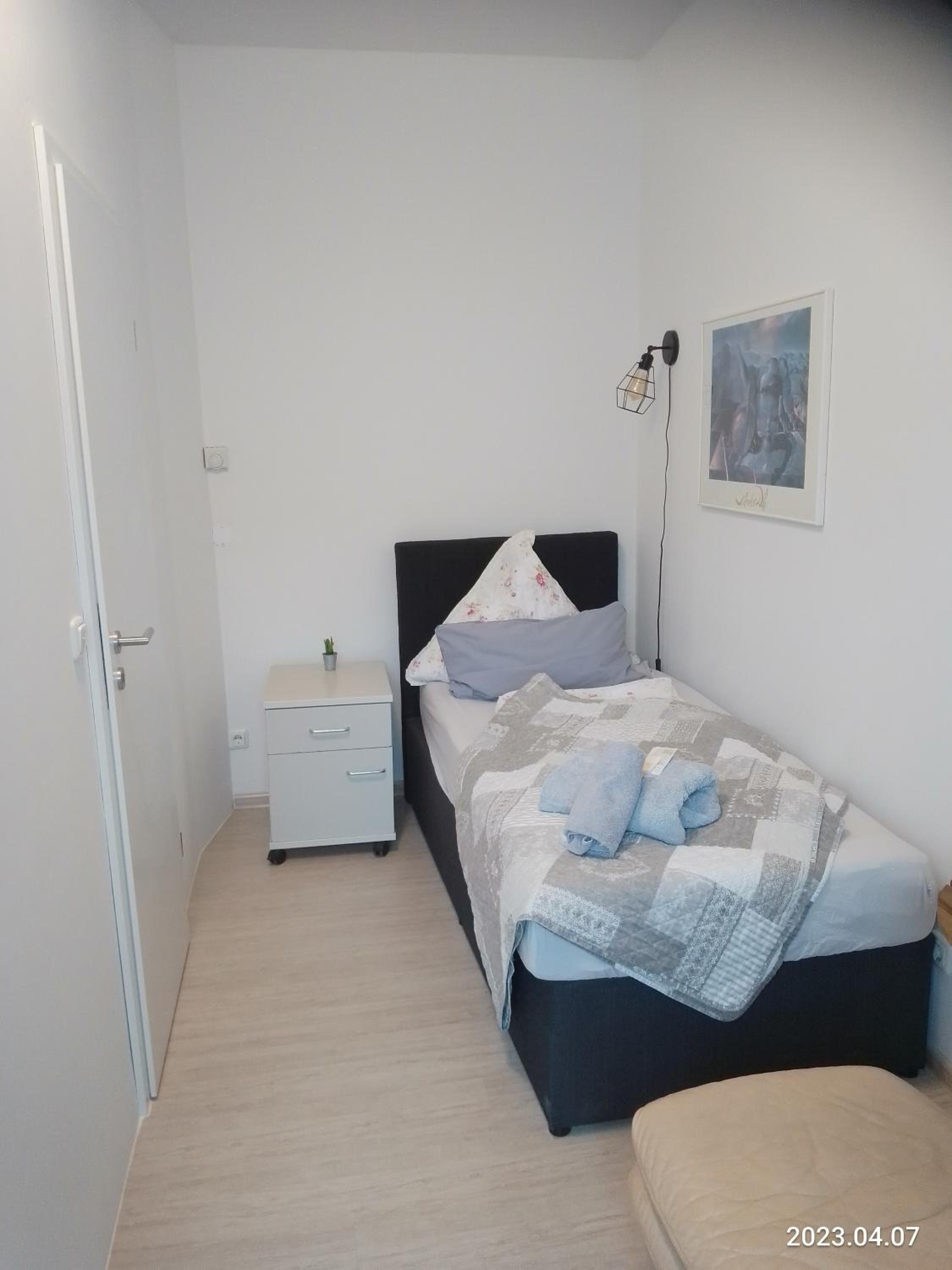 Apartment with Terrace - Photo 5