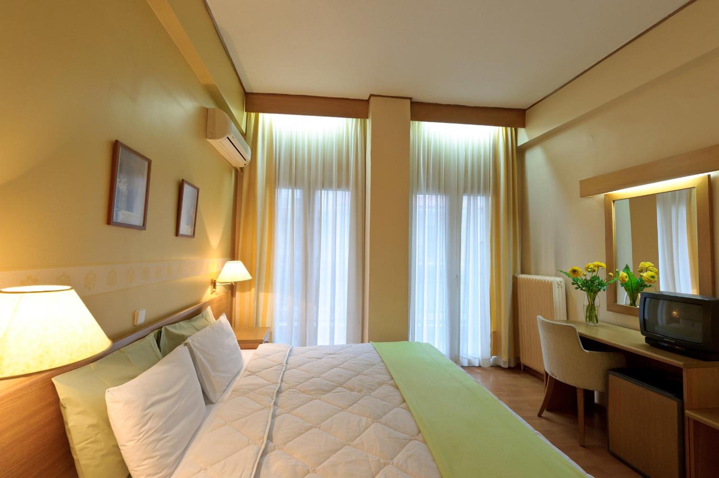 Twin Room - Photo 1