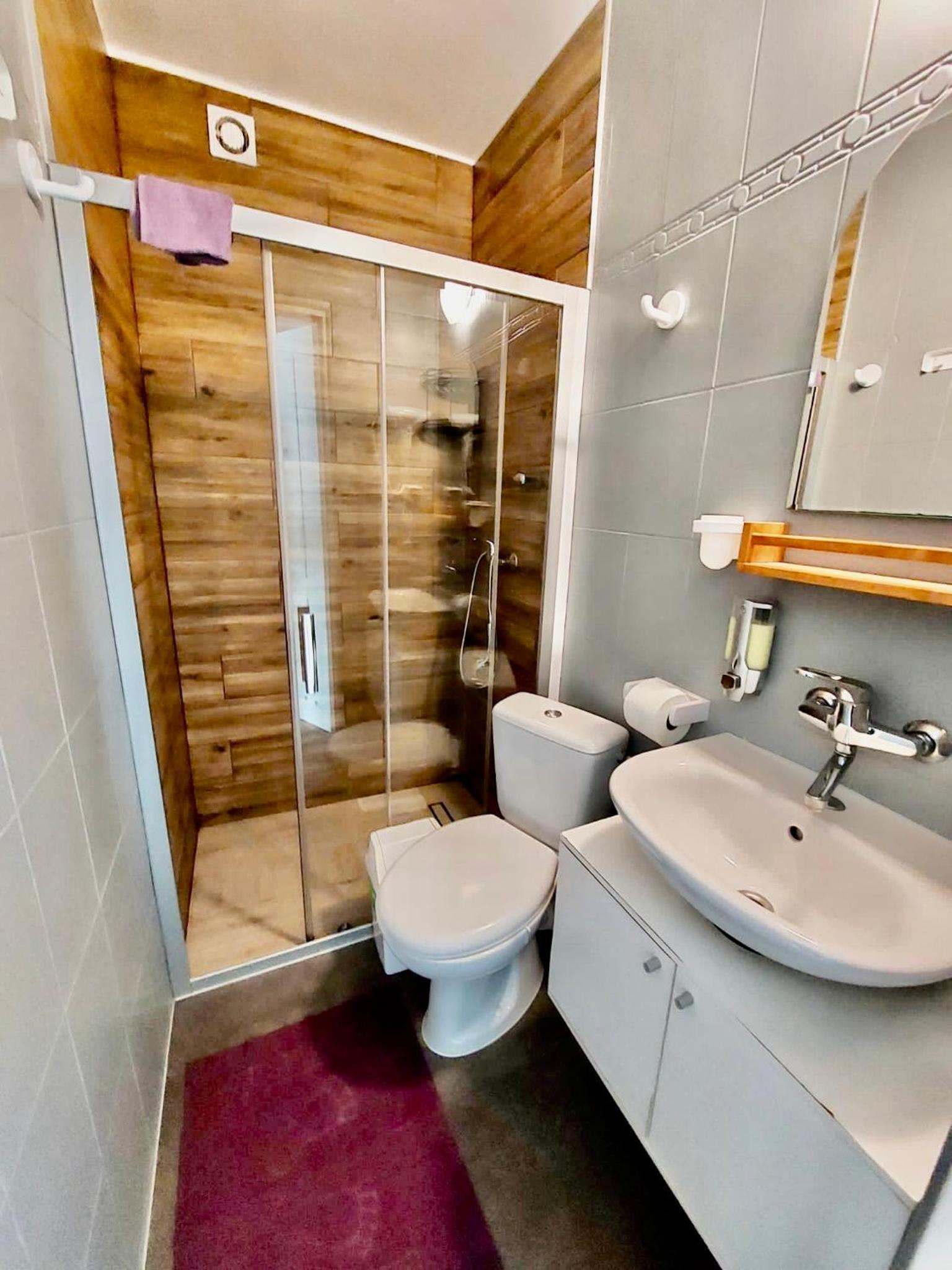 Double or Twin Room photo 2